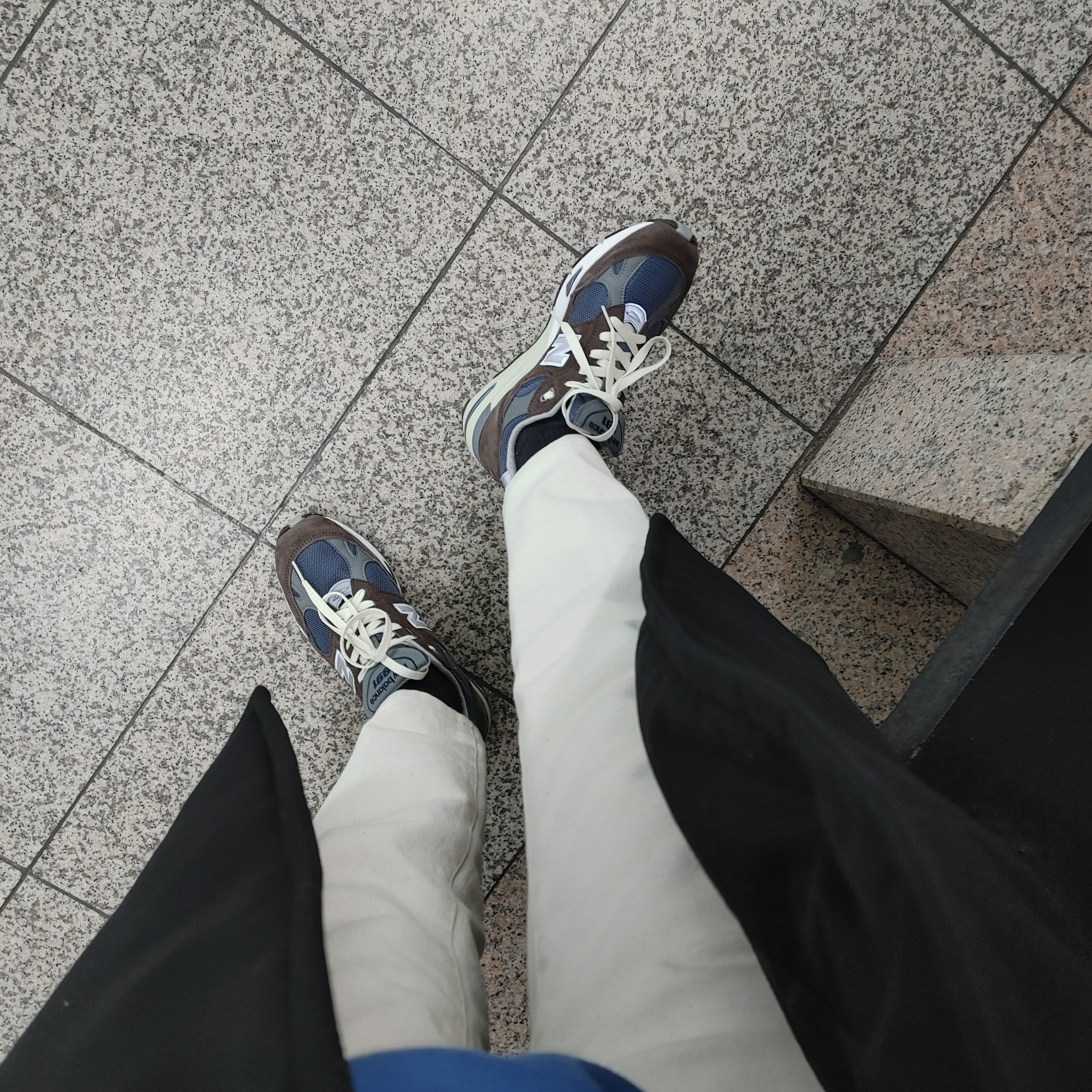 New Balance 991 Made in UK Brown 착용 스타일