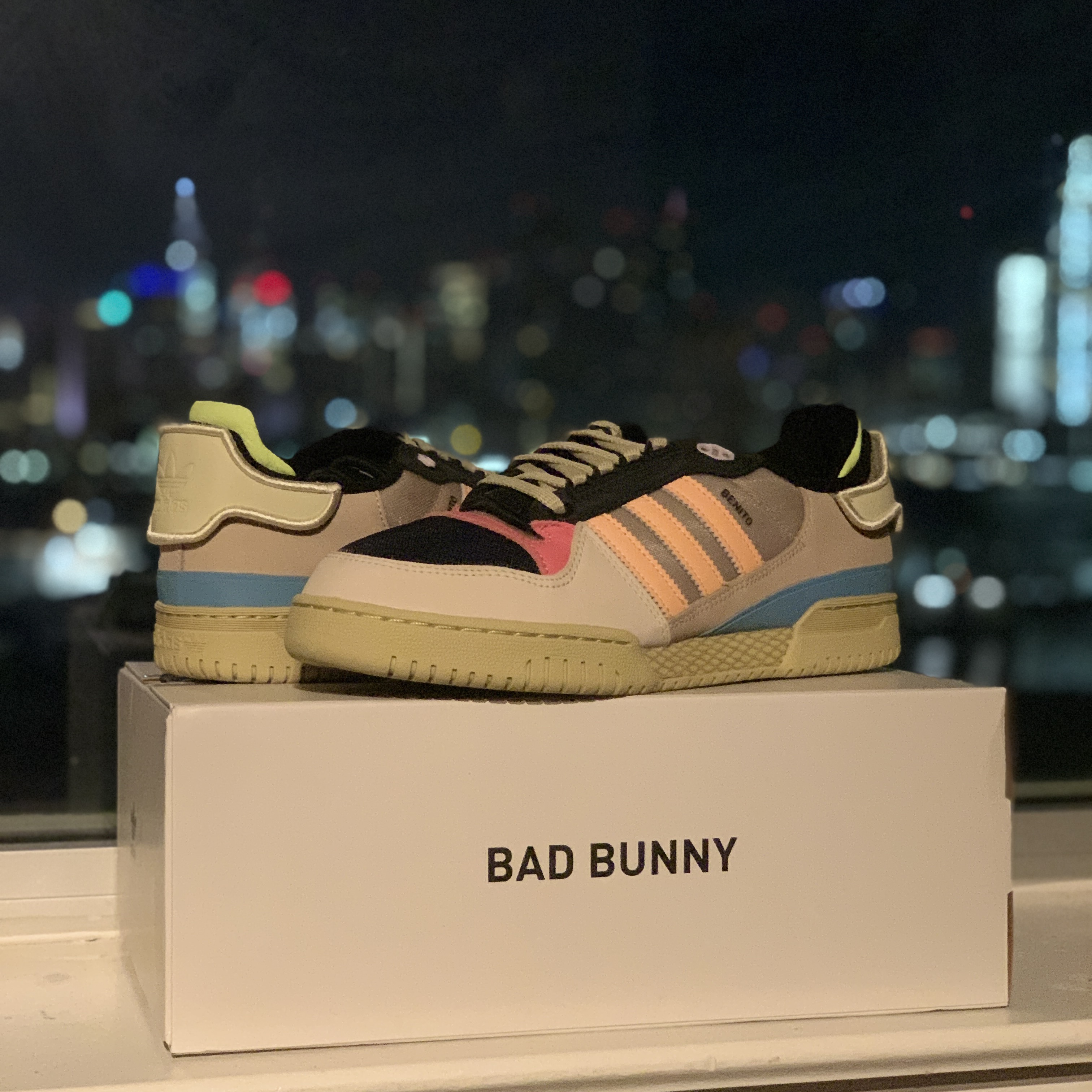 Adidas x Bad Bunny Forum PWR Catch and Throw 착용 스타일 - 1