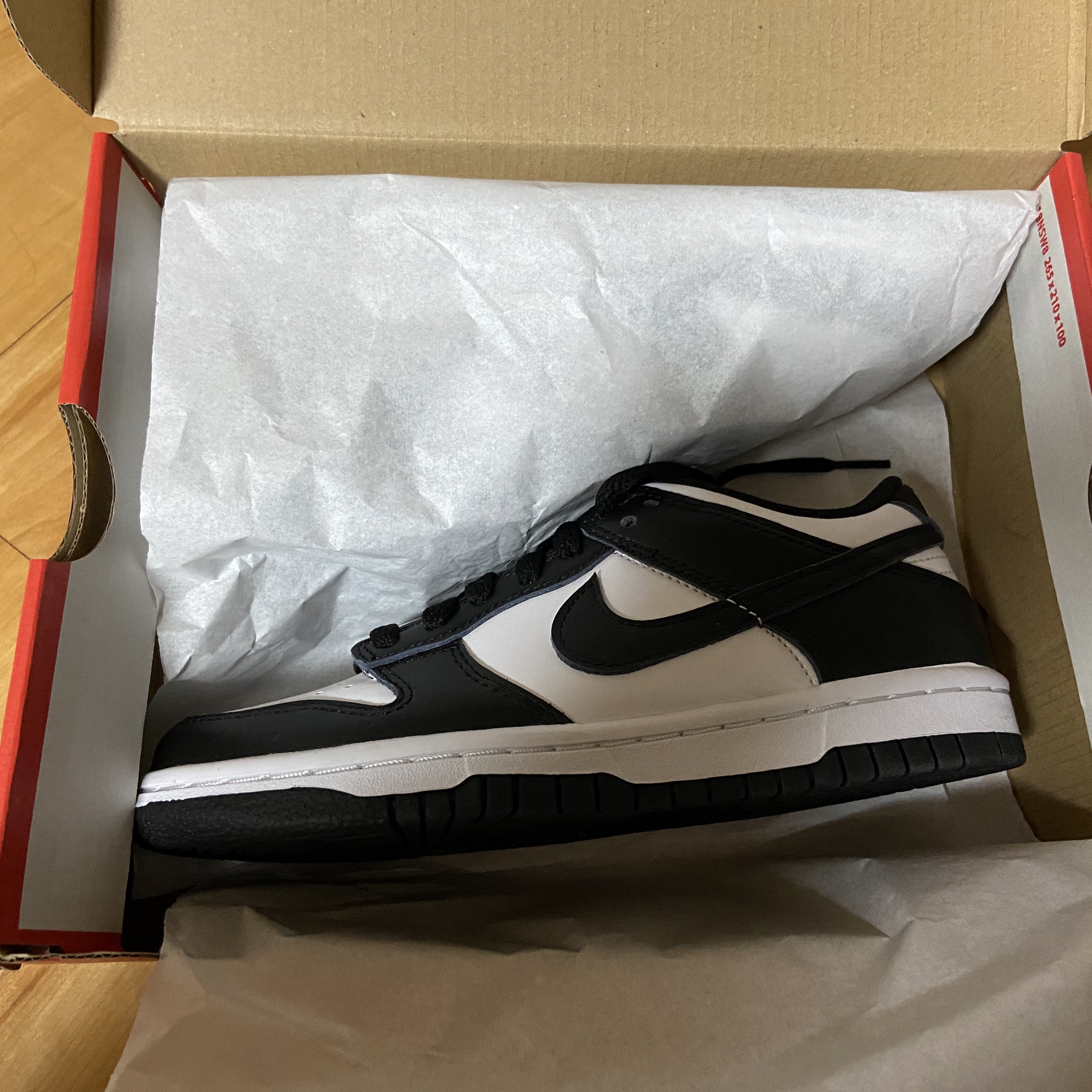(W) Nike Dunk Low Light Soft Pink, (GS) Nike Dunk Low Black 착용 스타일 - 3