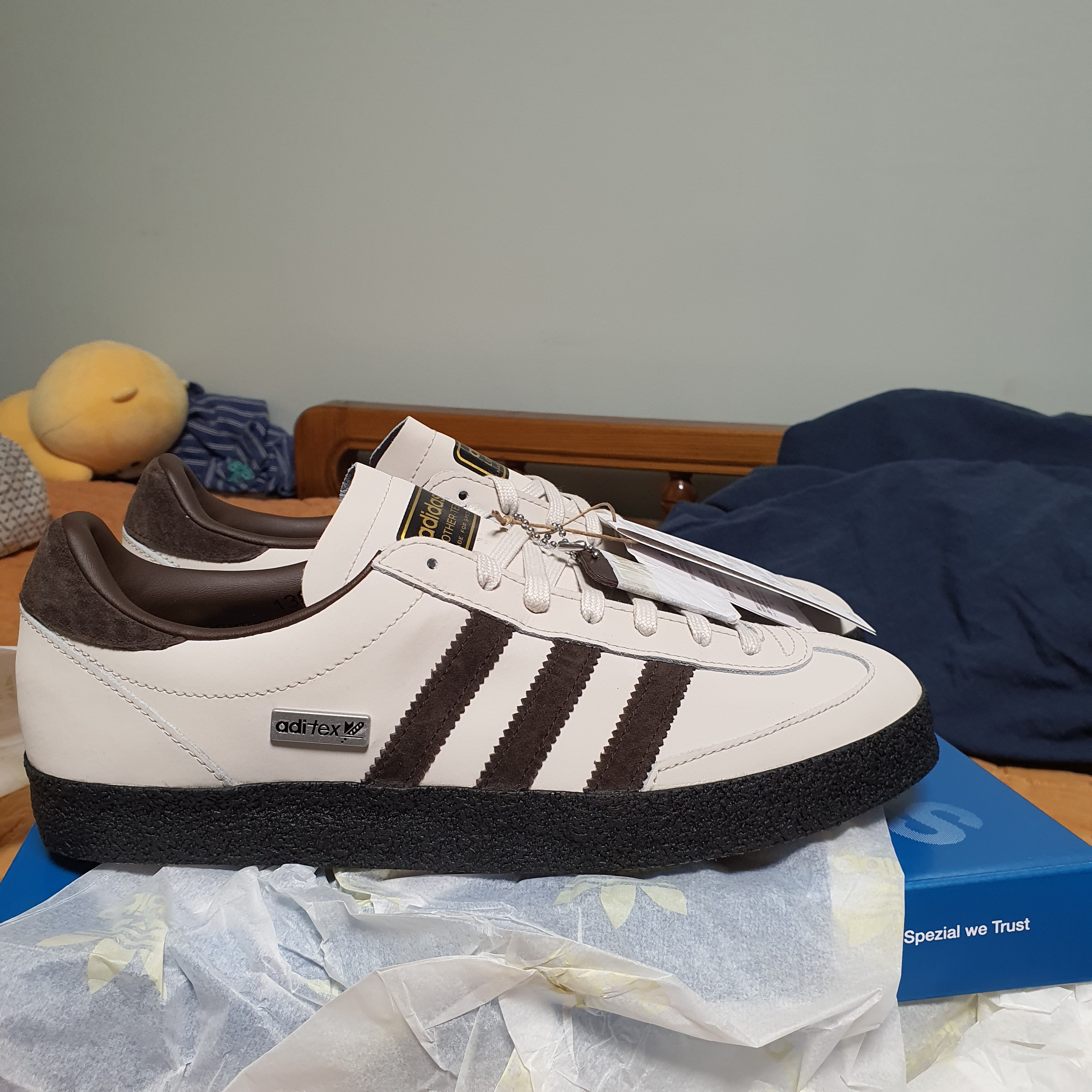 Adidas Spezial Lothertex Missto Dark Brown 착용 스타일 - 1