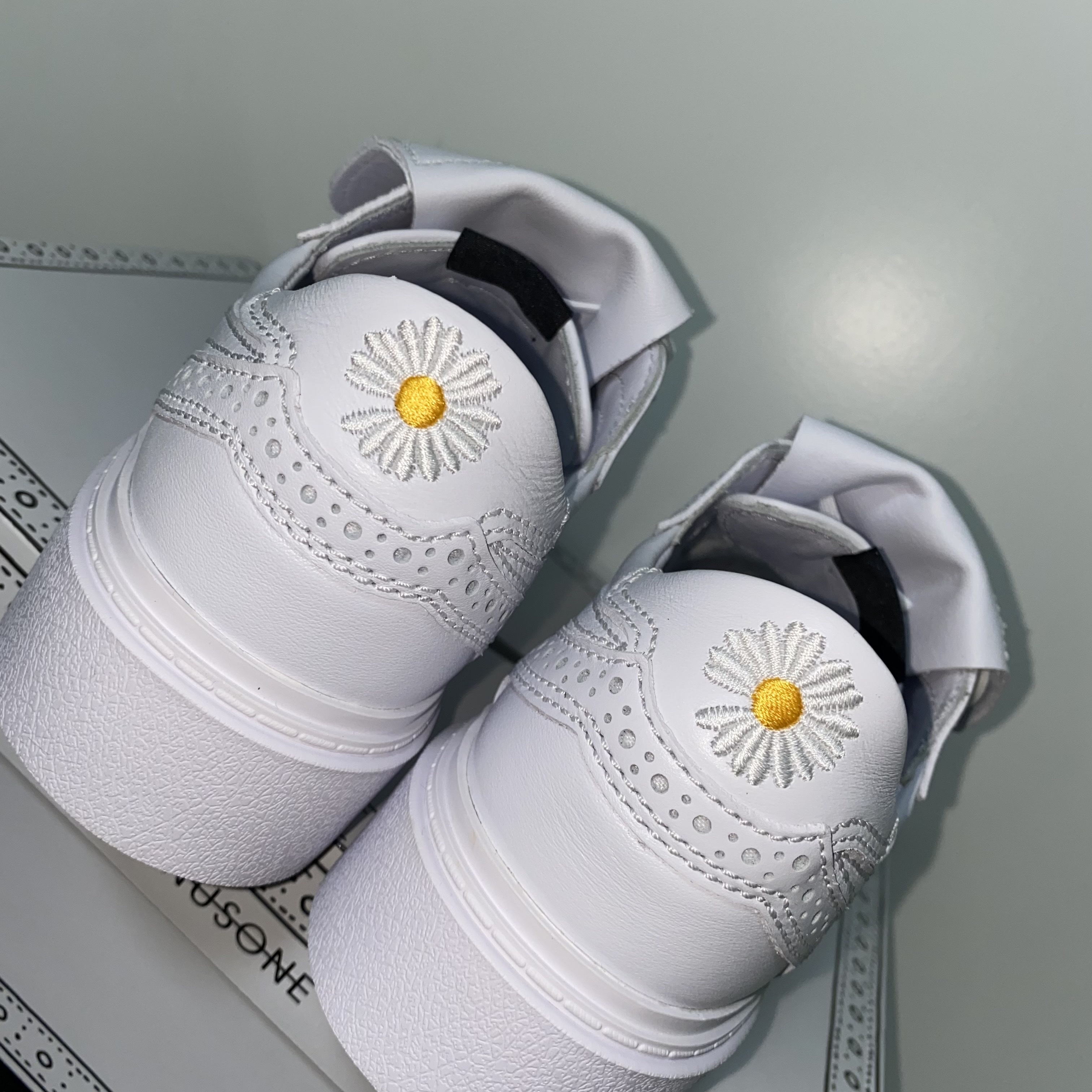 Nike x Peaceminusone Kwondo1 White 착용 스타일 - 3