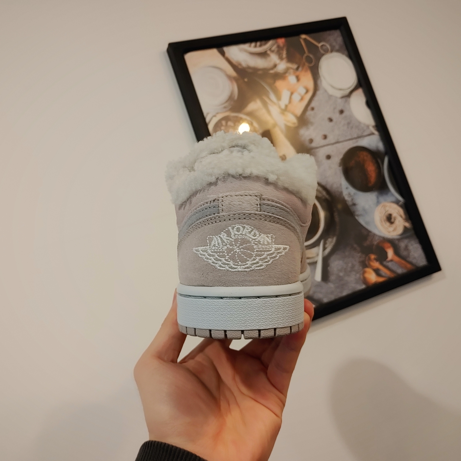 (W) Jordan 1 Low SE Sherpa Fleece 착용 스타일 - 2