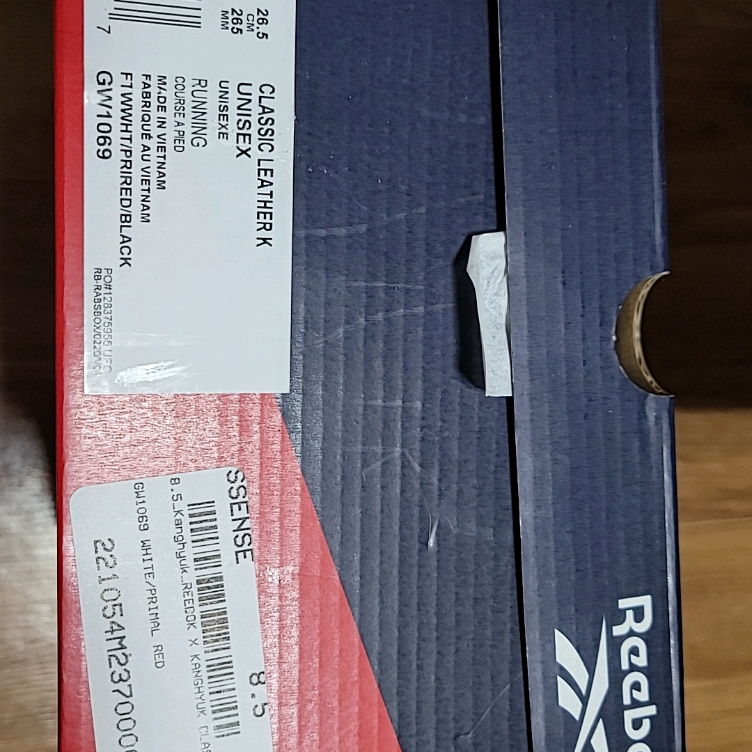 Reebok x Kanghyuk Classic Leather White Primal Red 착용 스타일 - 2