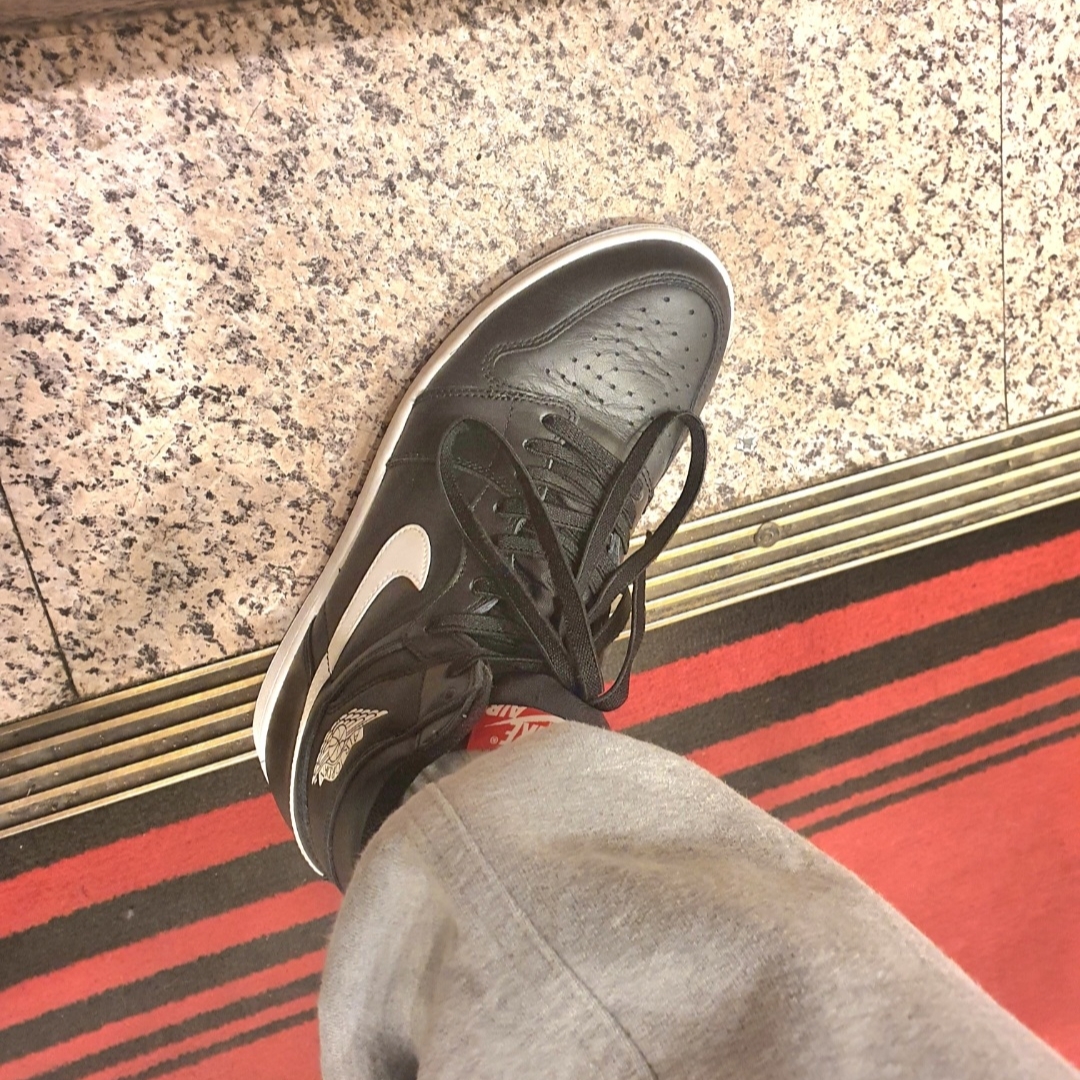 Jordan 1 Retro High OG Yin Yang Black 착용 스타일