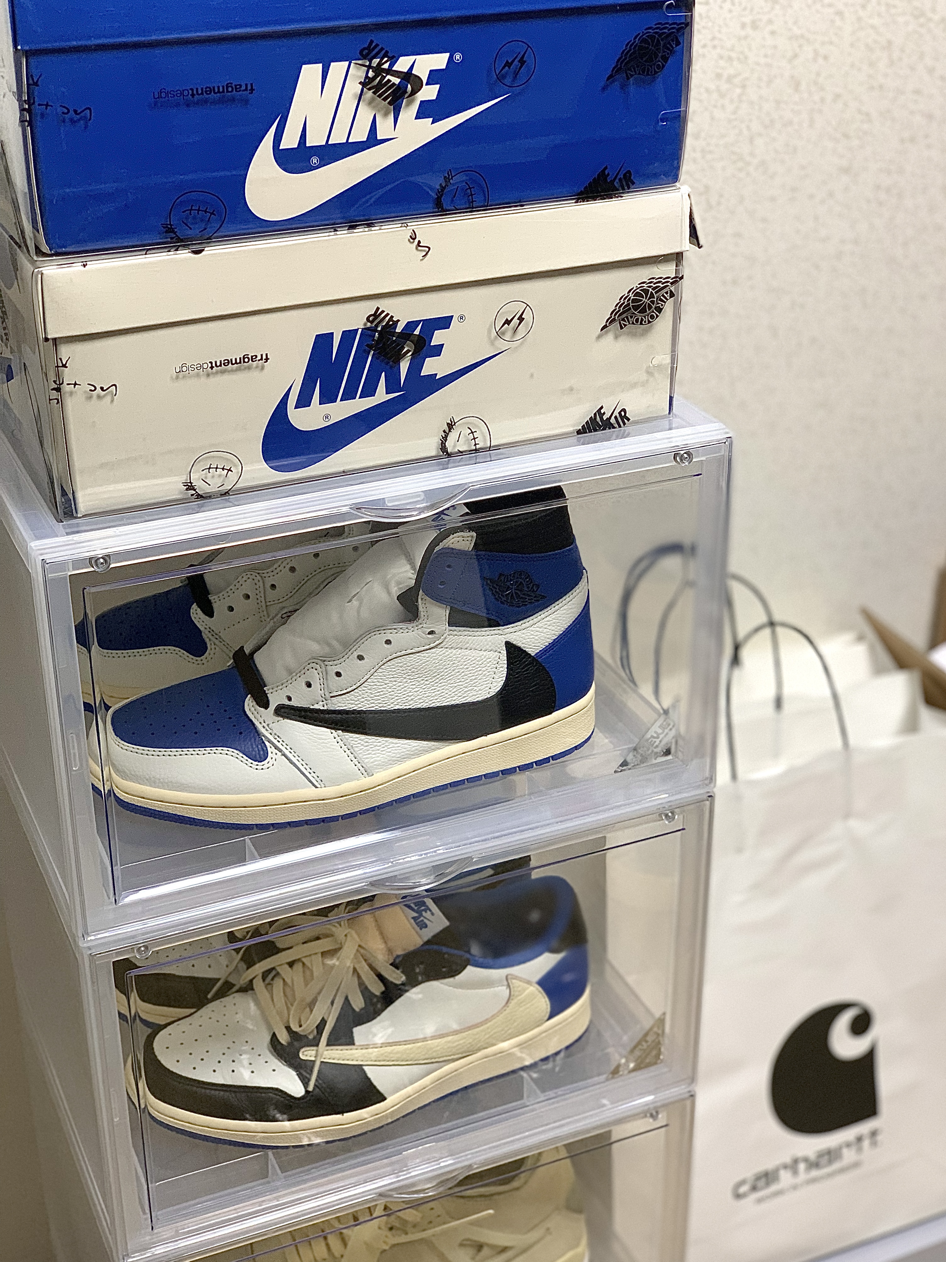 Jordan 1 x Travis Scott x Fragment Retro High OG SP Military Blue, Jordan 1 x Travis Scott x Fragment Retro Low OG SP Military Blue 착용 스타일