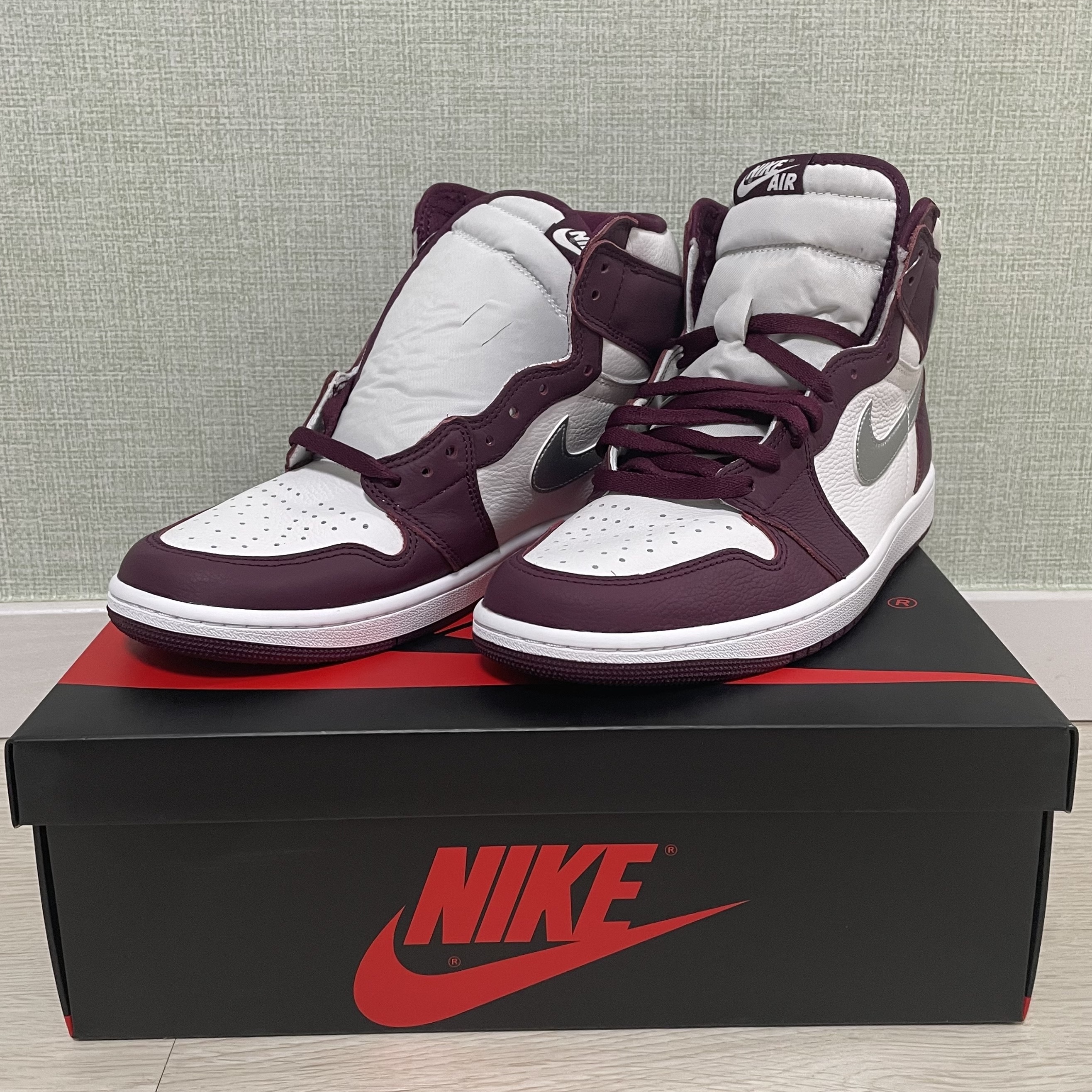 Jordan 1 Retro High OG Bordeaux 착용 스타일