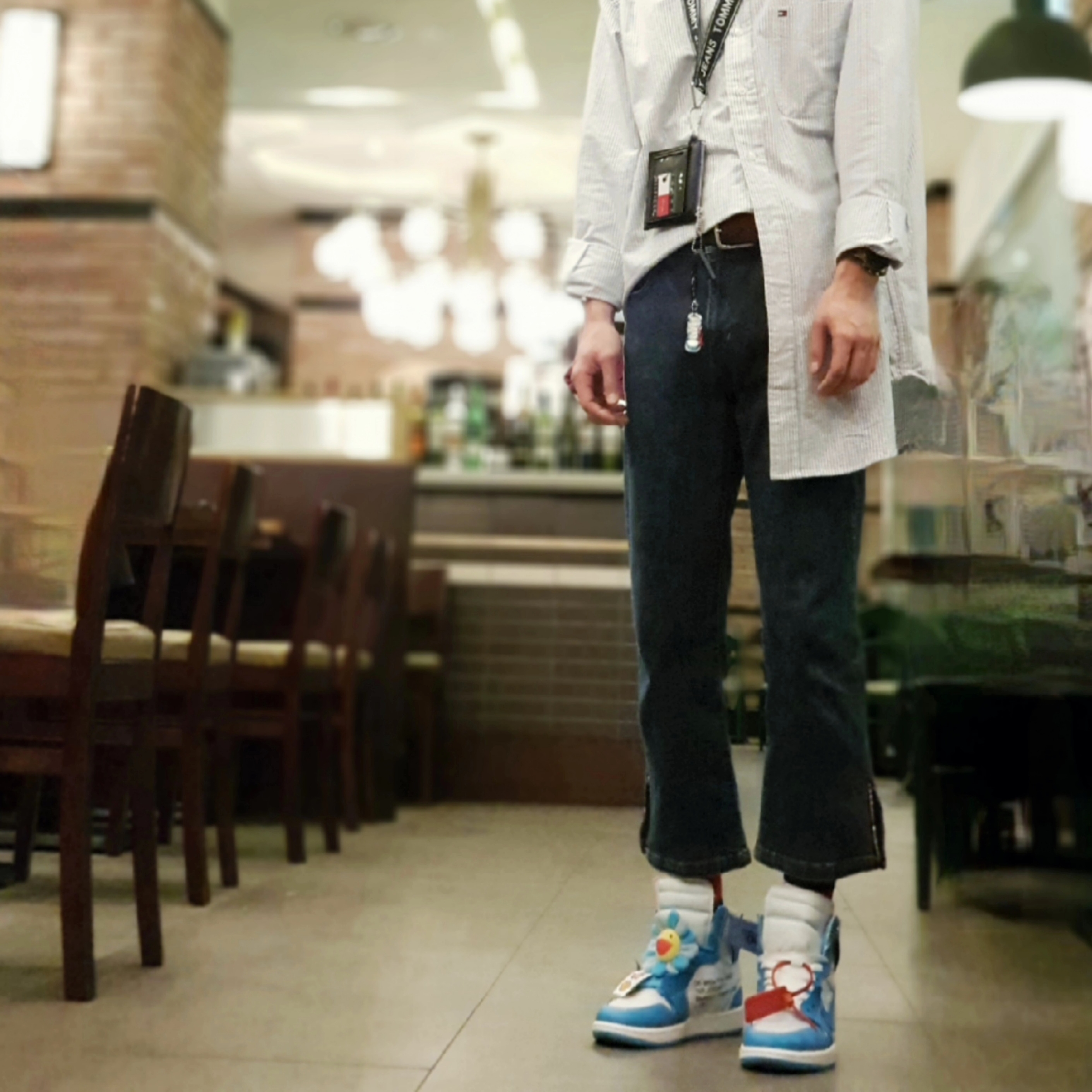 Jordan 1 x Off-White Retro High University Blue 착용 스타일
