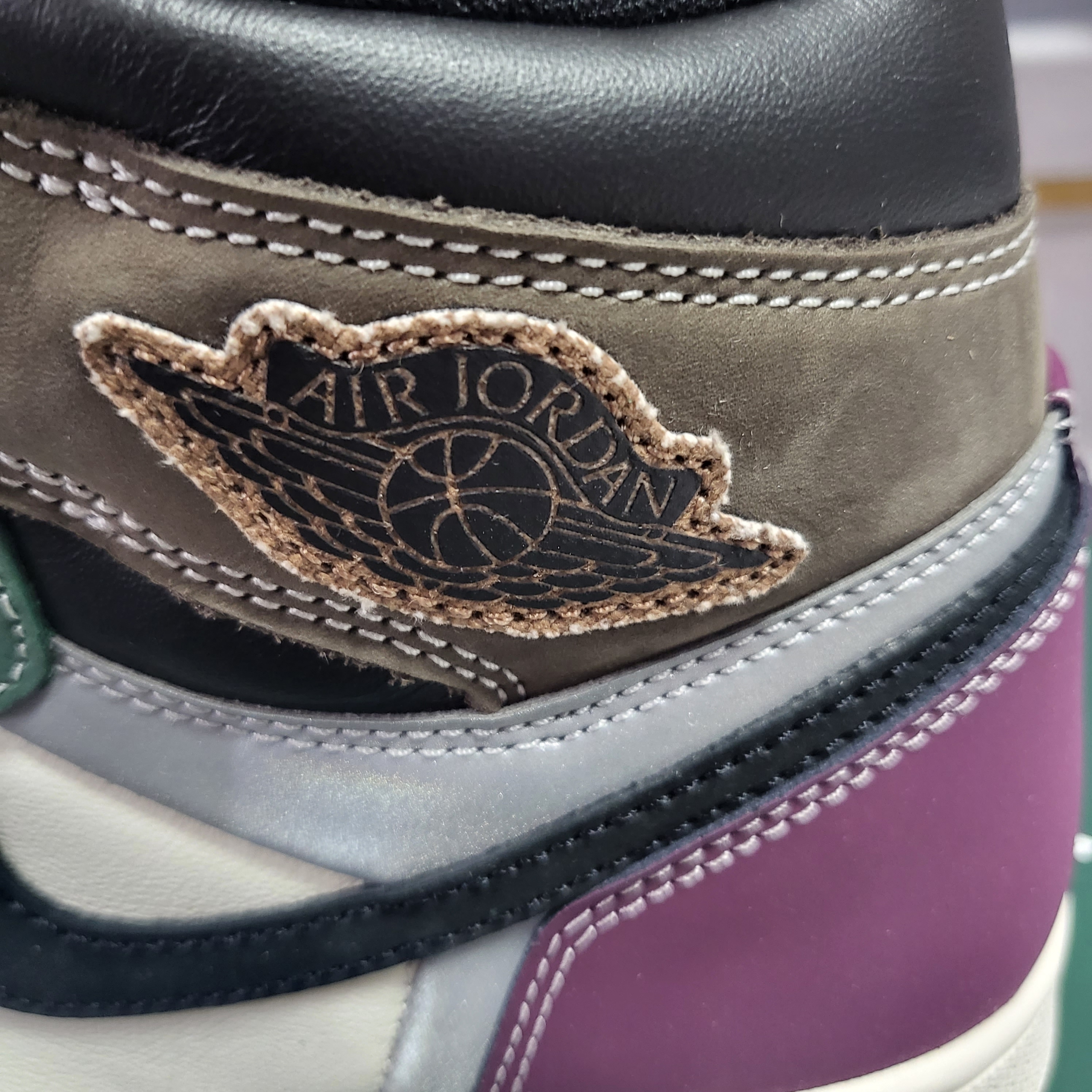 Jordan 1 Retro High OG Craft 착용 스타일 - 1