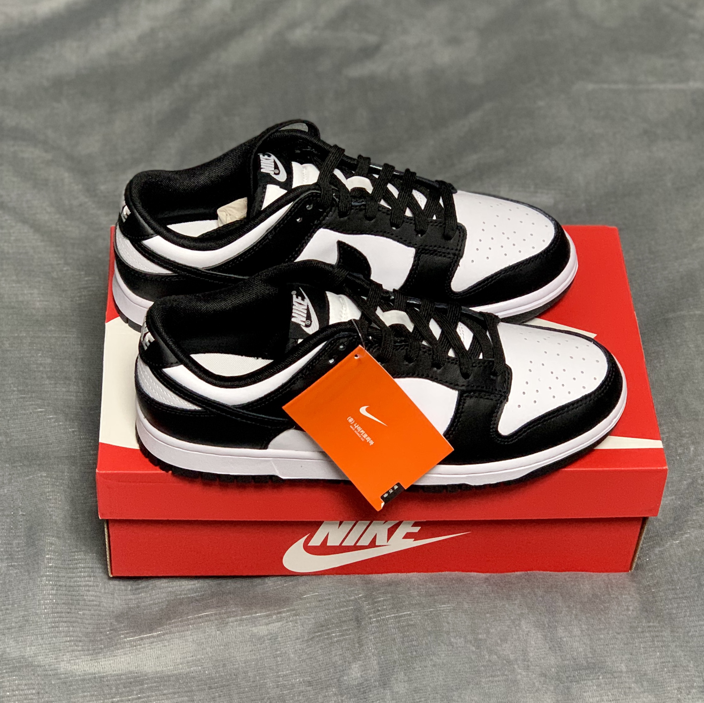 Nike Dunk Low Retro Black, Jordan 1 Low Dark Teal 착용 스타일 - 4