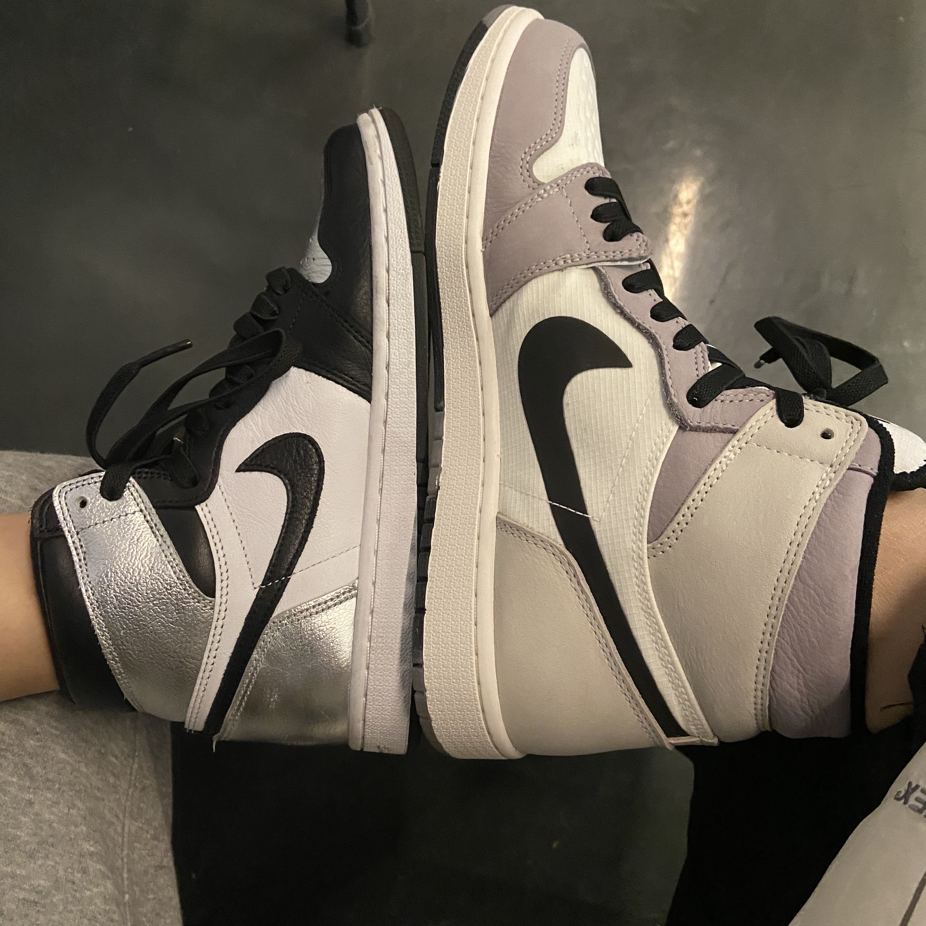 Jordan 1 Element Gore-Tex Sail, (W) Jordan 1 Retro High OG Silver Toe 착용 스타일 - 1