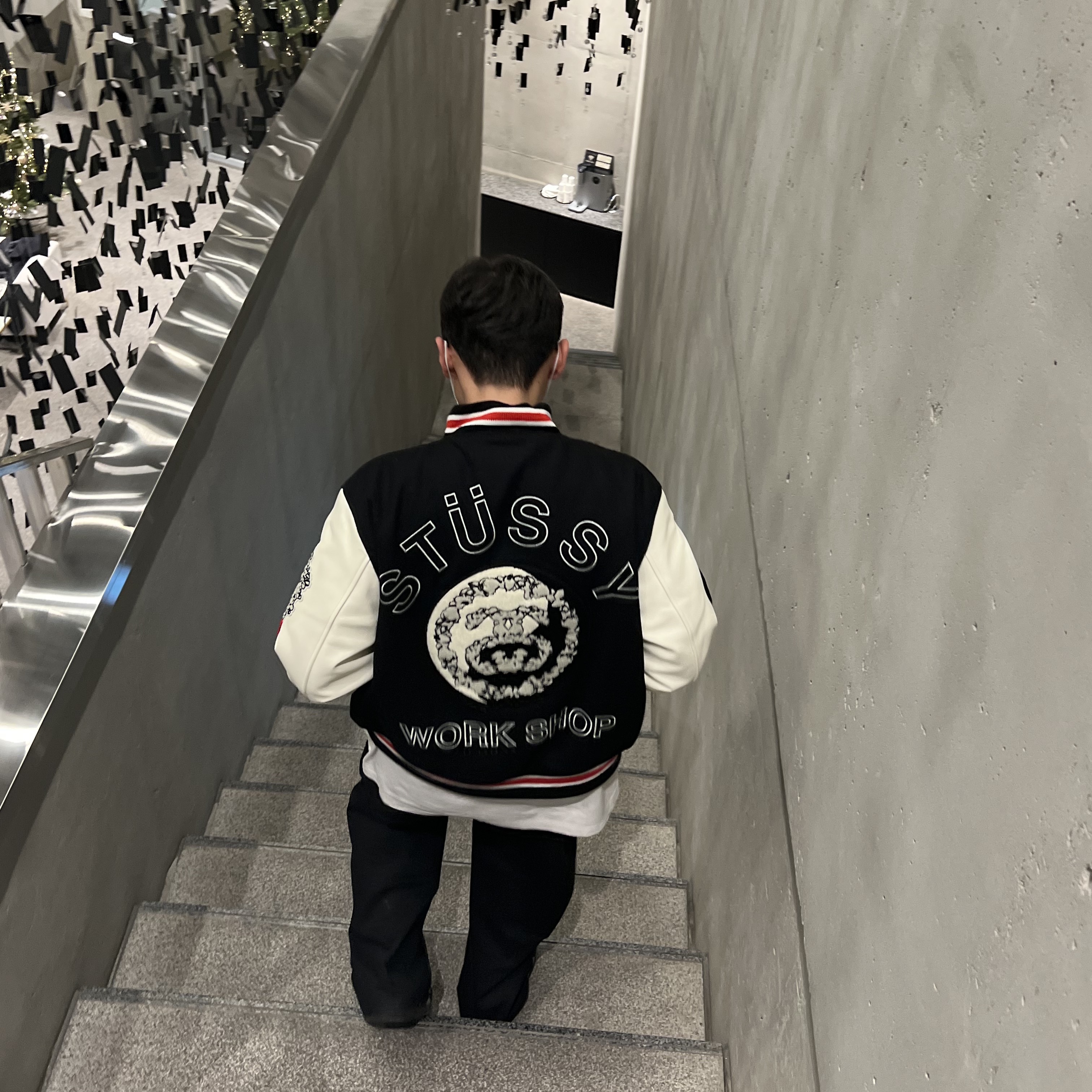 Stussy x Our Legacy x Denim Tears TTL Varsity Jacket Black 착용 스타일