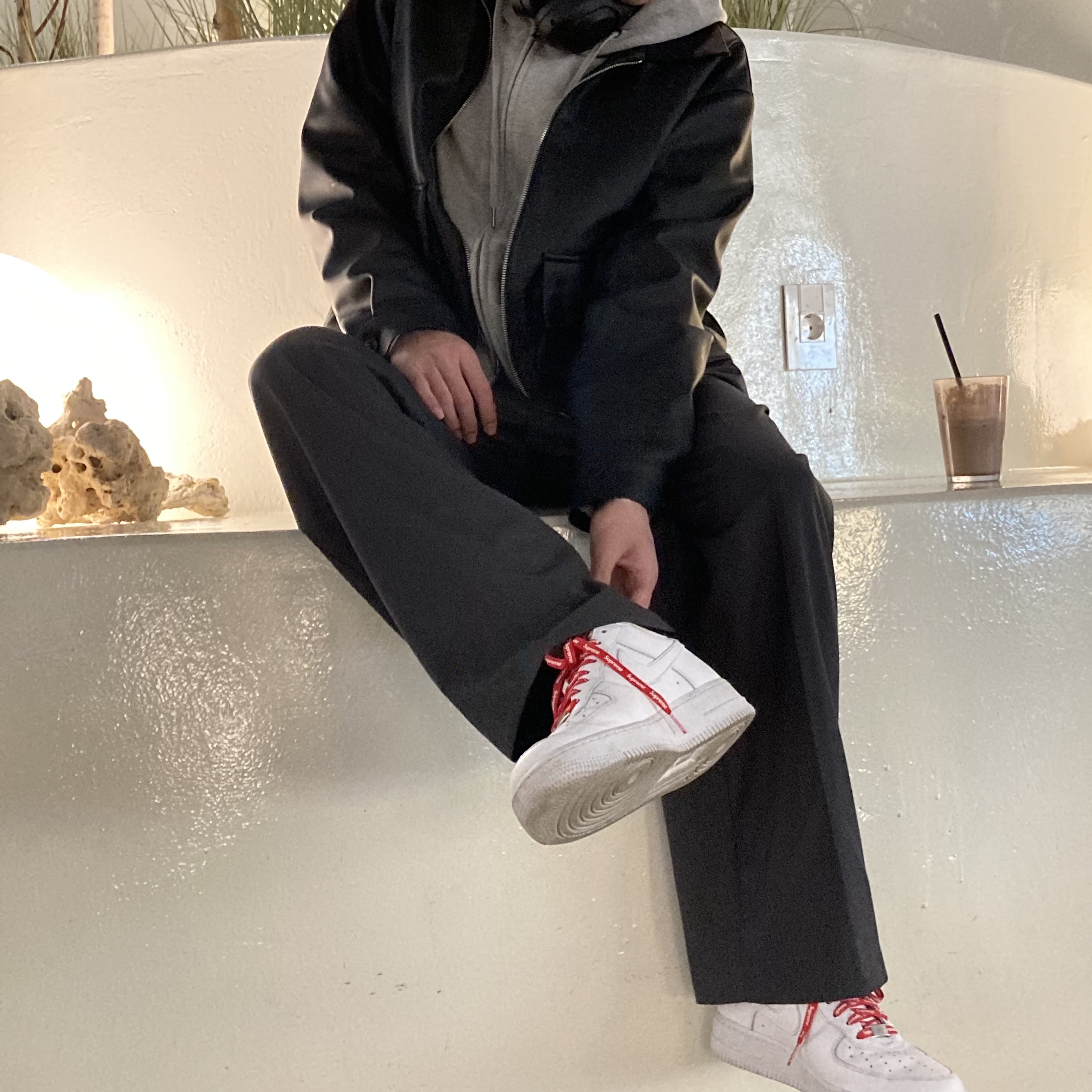 Nike x Supreme Air Force 1 Low White 착용 스타일