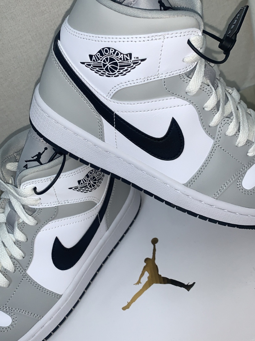 (W) Jordan 1 Mid Grey Fog 착용 스타일 - 3