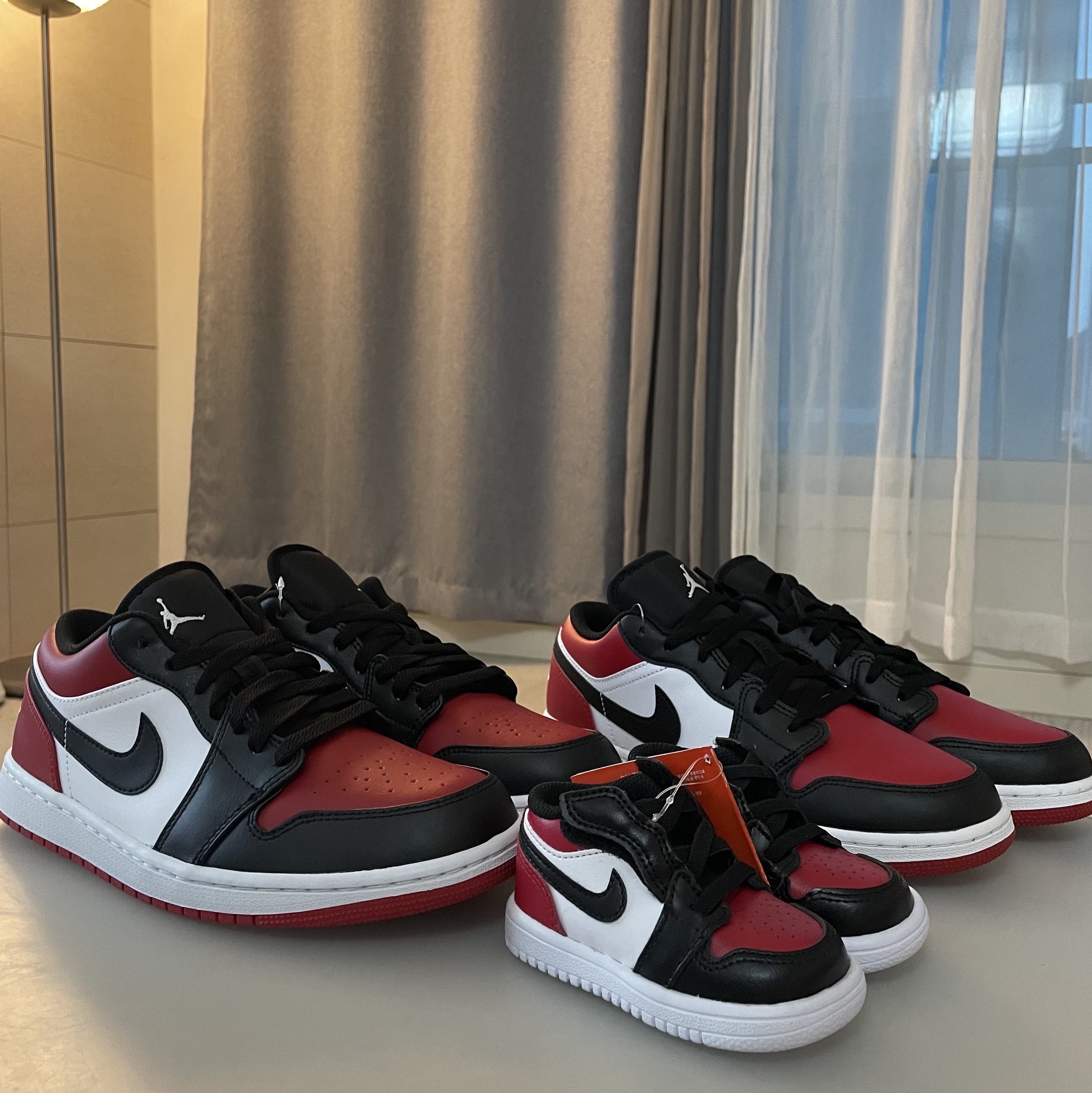 (GS) Jordan 1 Low Bred Toe, (TD) Jordan 1 Low Alt Bred Toe 착용 스타일