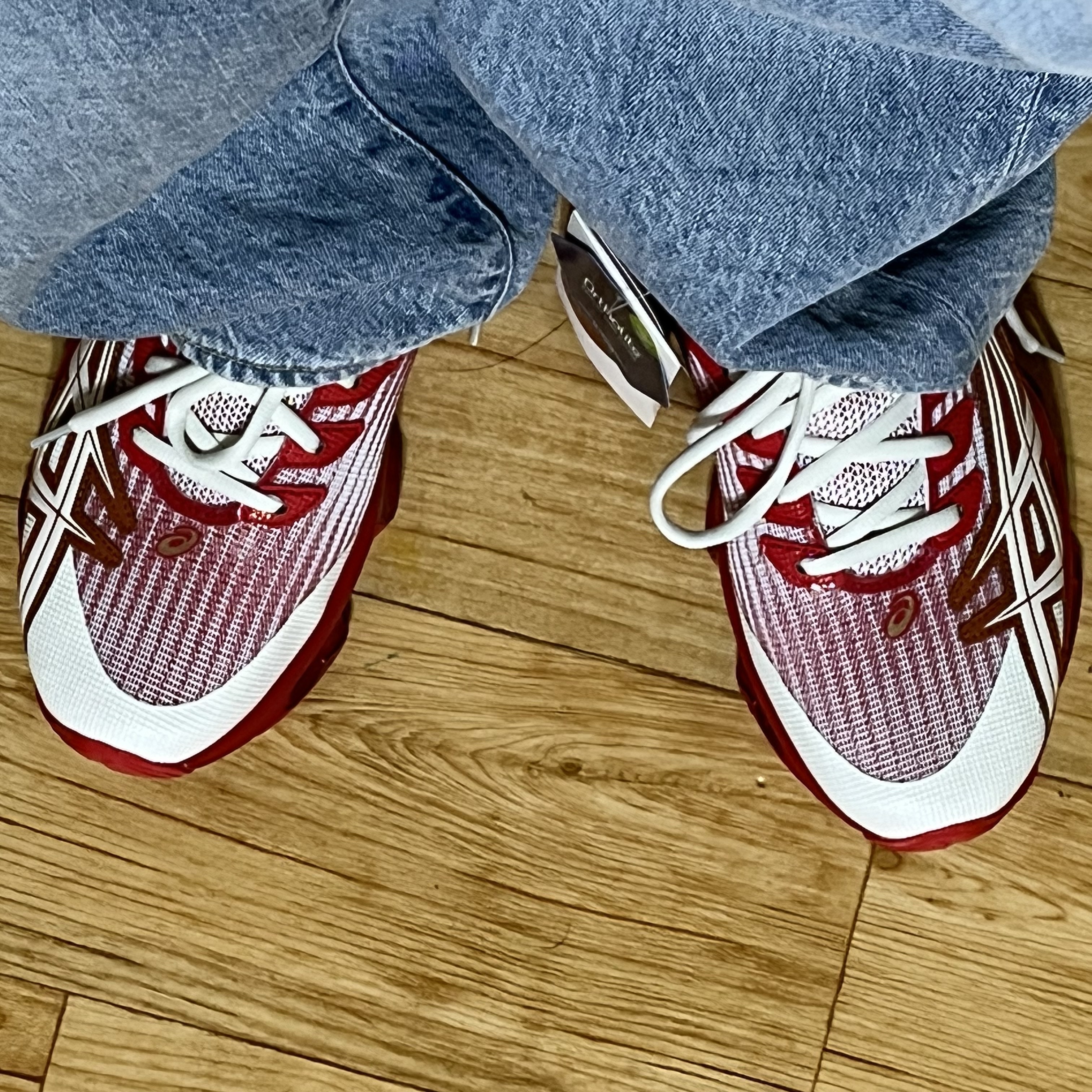 Asics x Kiko Kostadinov Gel-Quantum Levitrack Candy Apple Red 착용 스타일