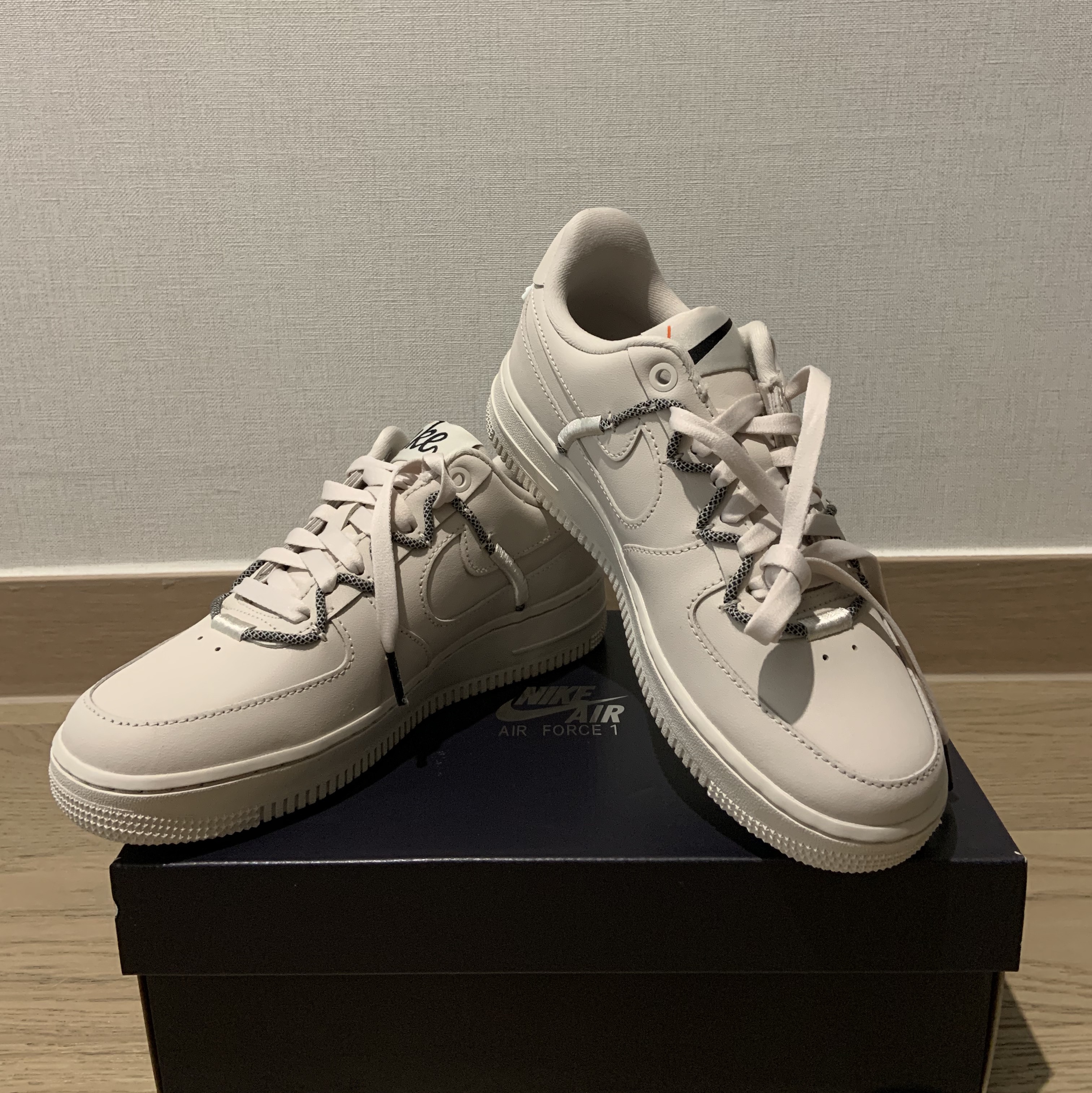 (W) Nike Air Force 1 '07 LX Light Orewood Brown 착용 스타일