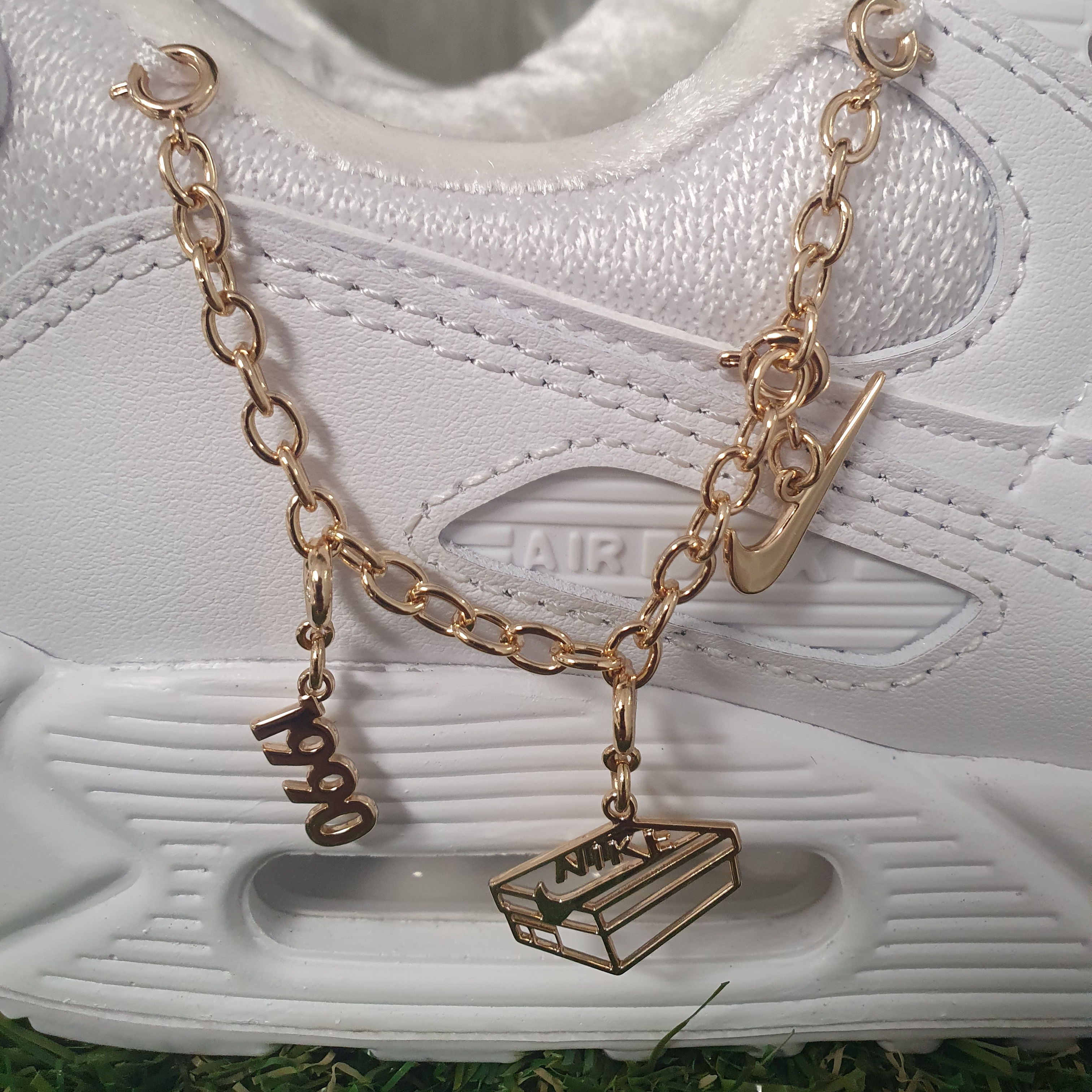 (W) Nike Air Max 90 PRM Lucky charms 착용 스타일 - 2