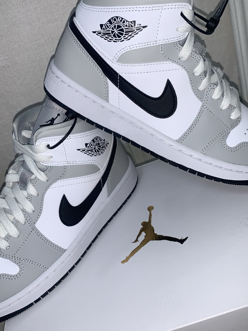 (W) Jordan 1 Mid Grey Fog 착용 스타일 - 2