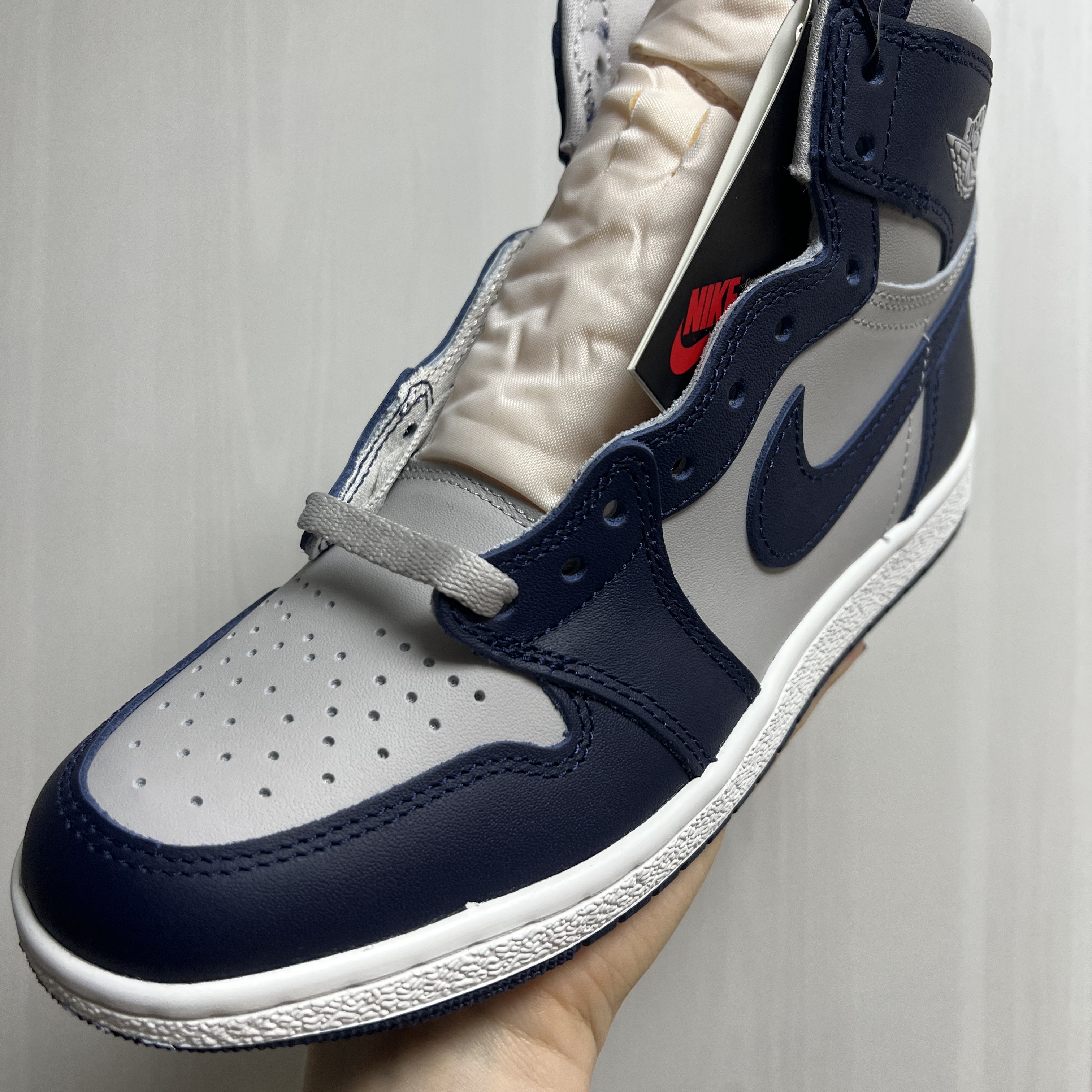Jordan 1 High 85 College Navy 착용 스타일 - 1