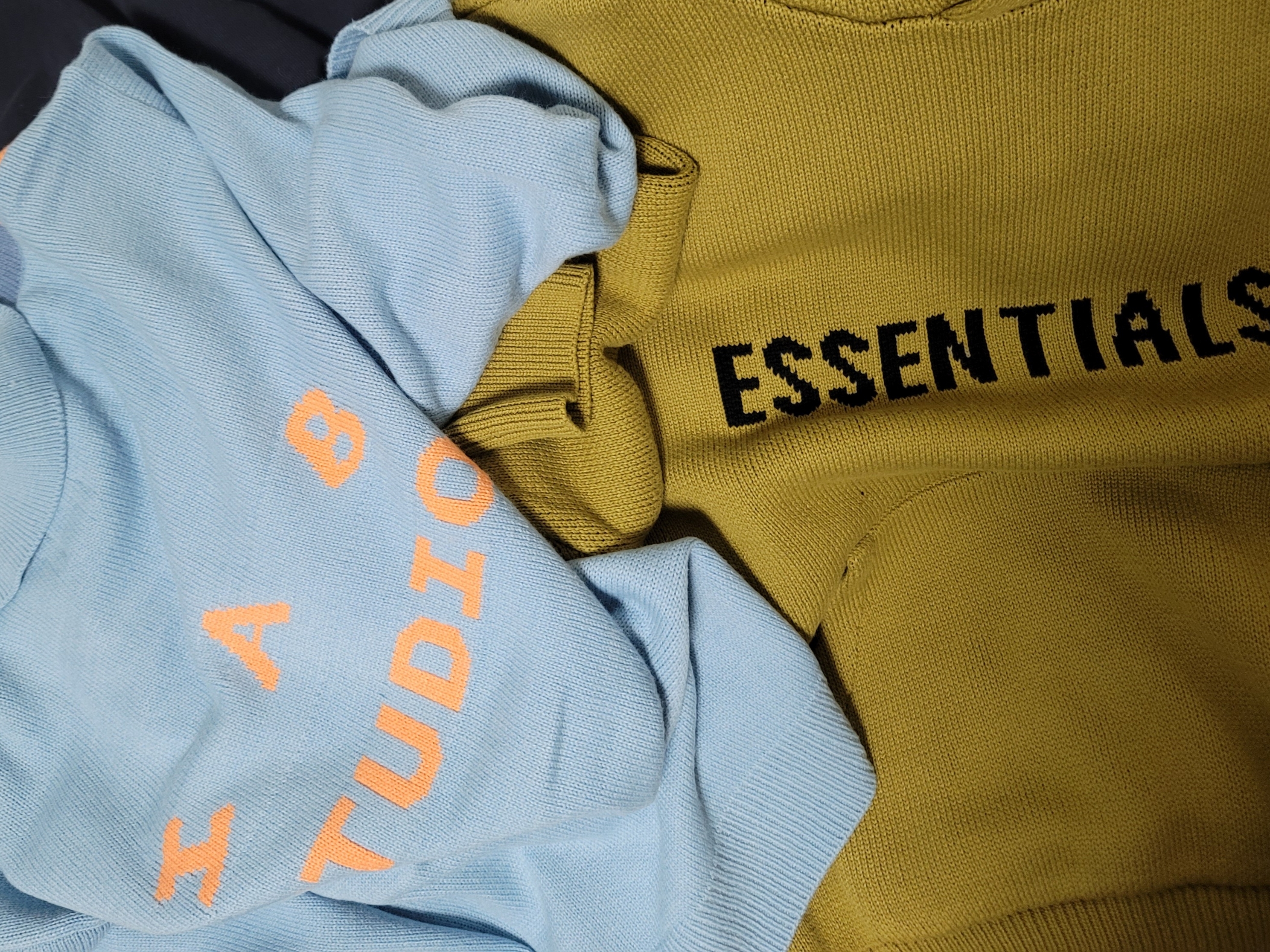 IAB Studio x Obey Archer Cardigan Blue, Essentials Knit Pullover Hoodie Amber - 21FW 착용 스타일