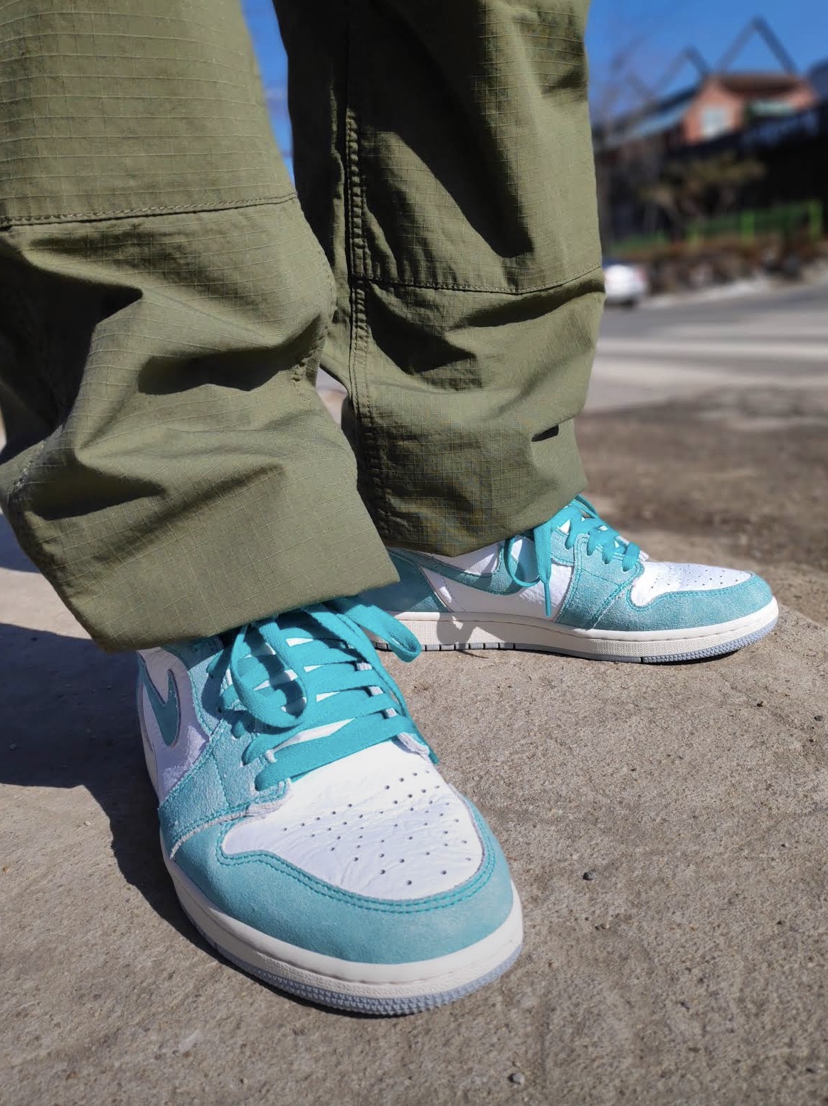 Jordan 1 Retro High OG Turbo Green 착용 스타일