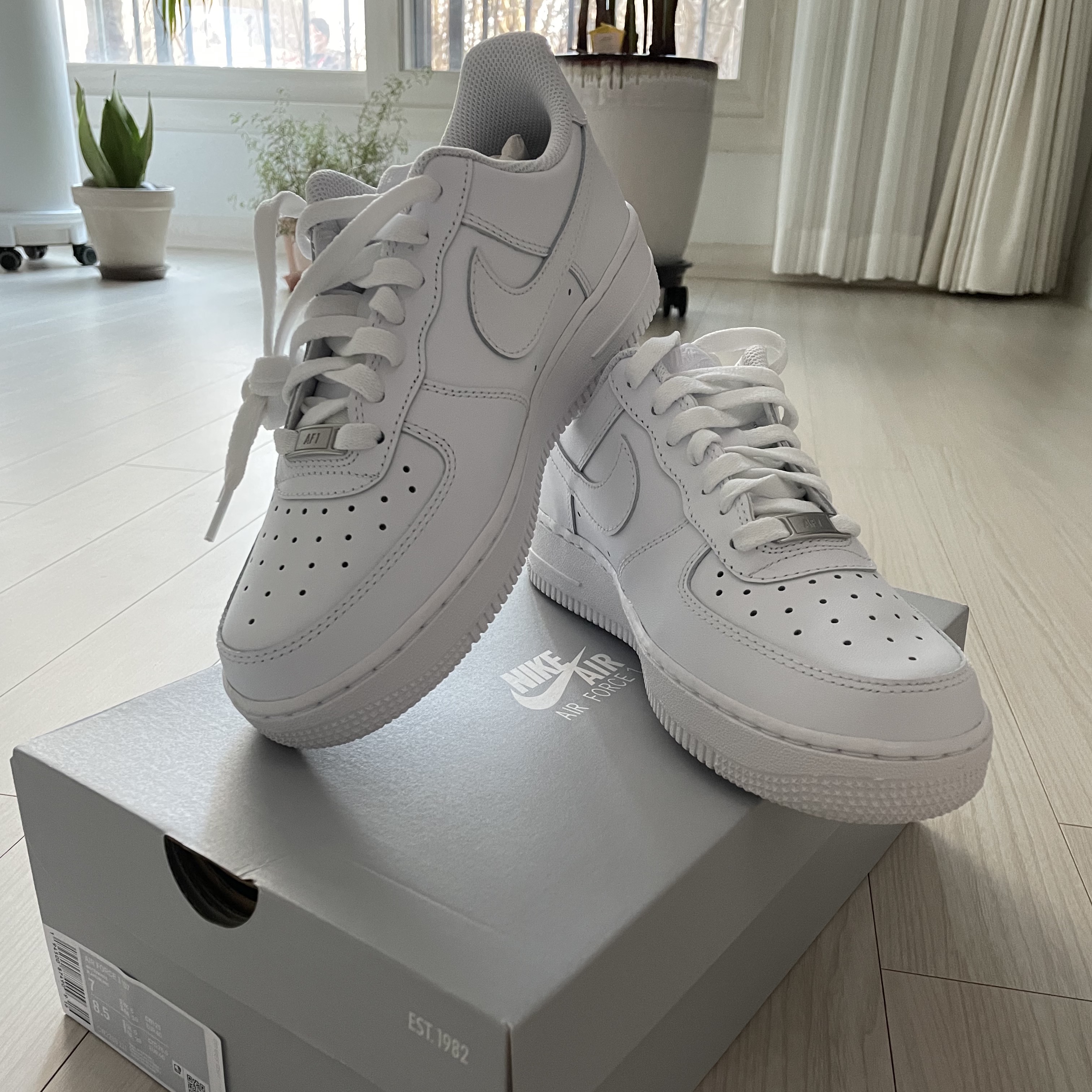 Nike Air Force 1 '07 Low White 착용 스타일