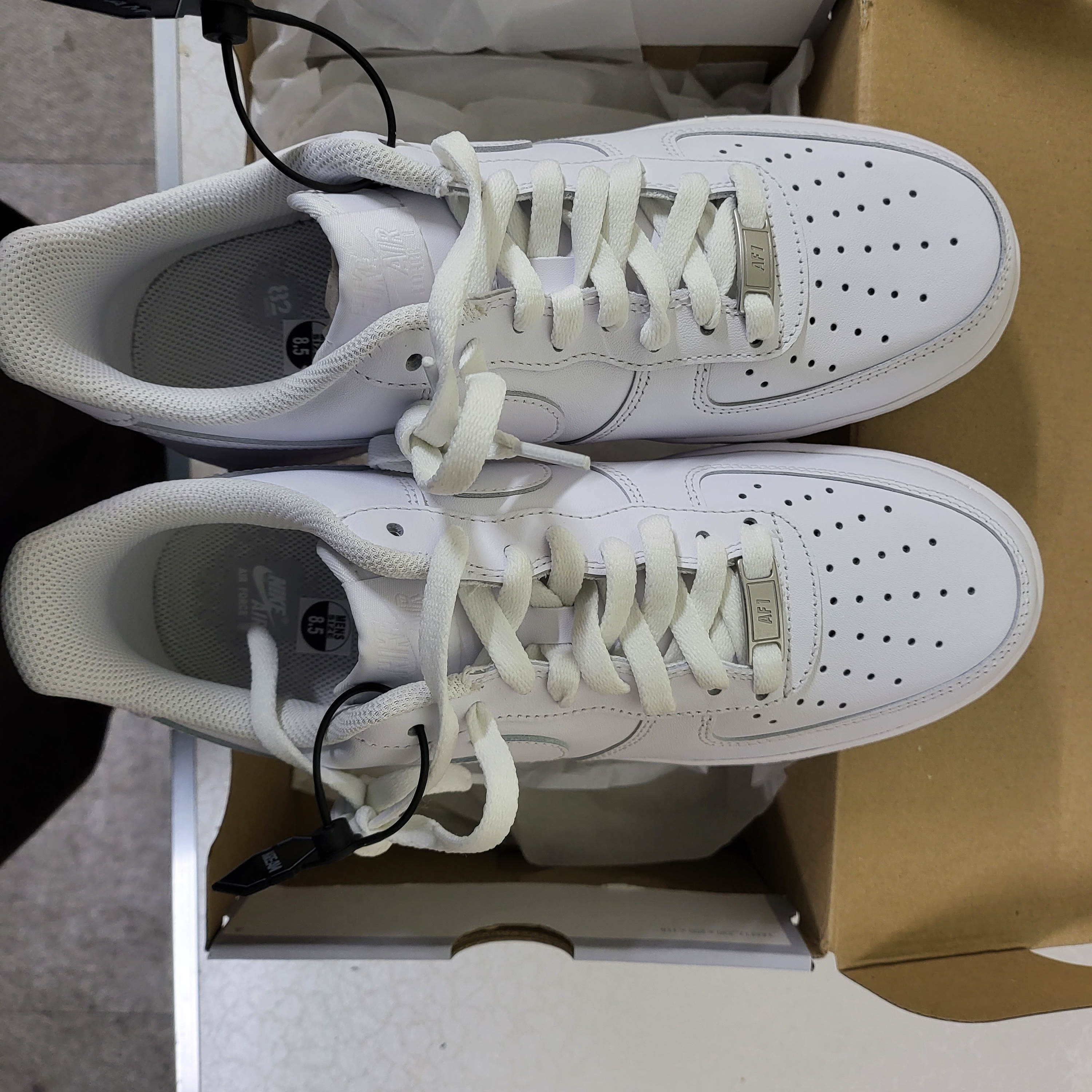 Nike Air Force 1 '07 Low White 착용 스타일