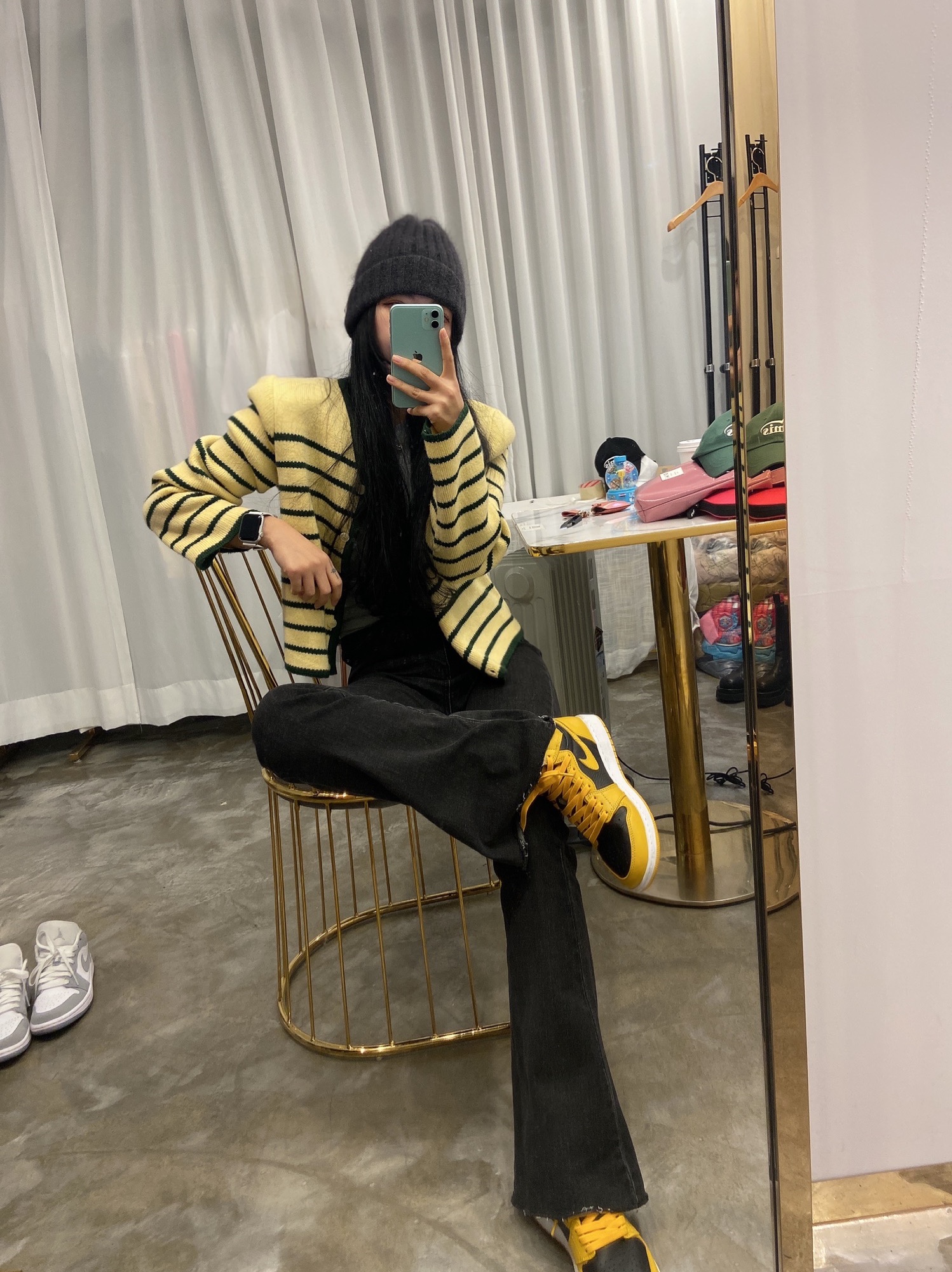 Jordan 1 Retro High OG Pollen, (GS) Jordan 1 Retro High OG Pollen 착용 스타일 - 3