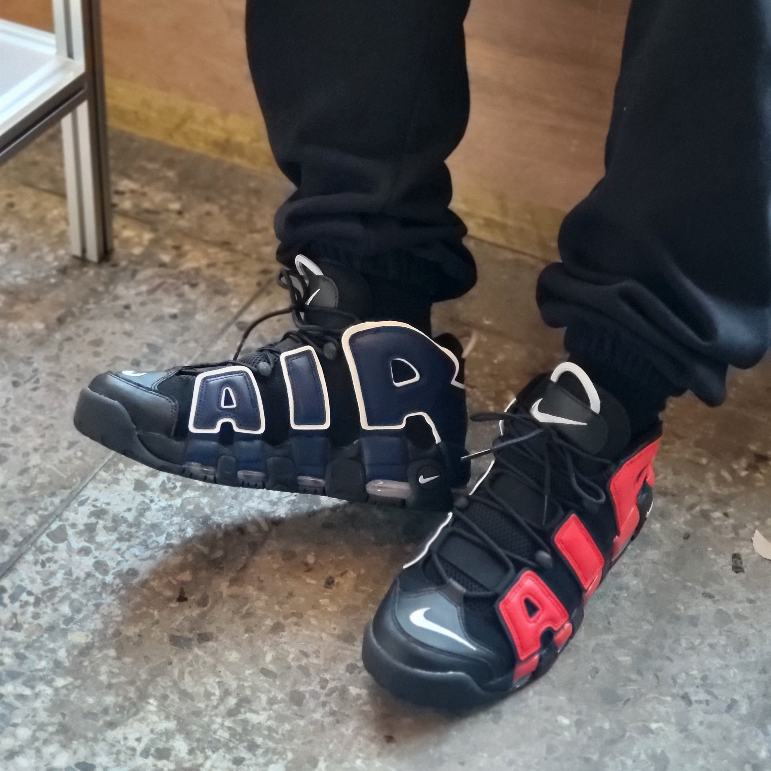 Nike Air More Uptempo 96 Black University Red 착용 스타일