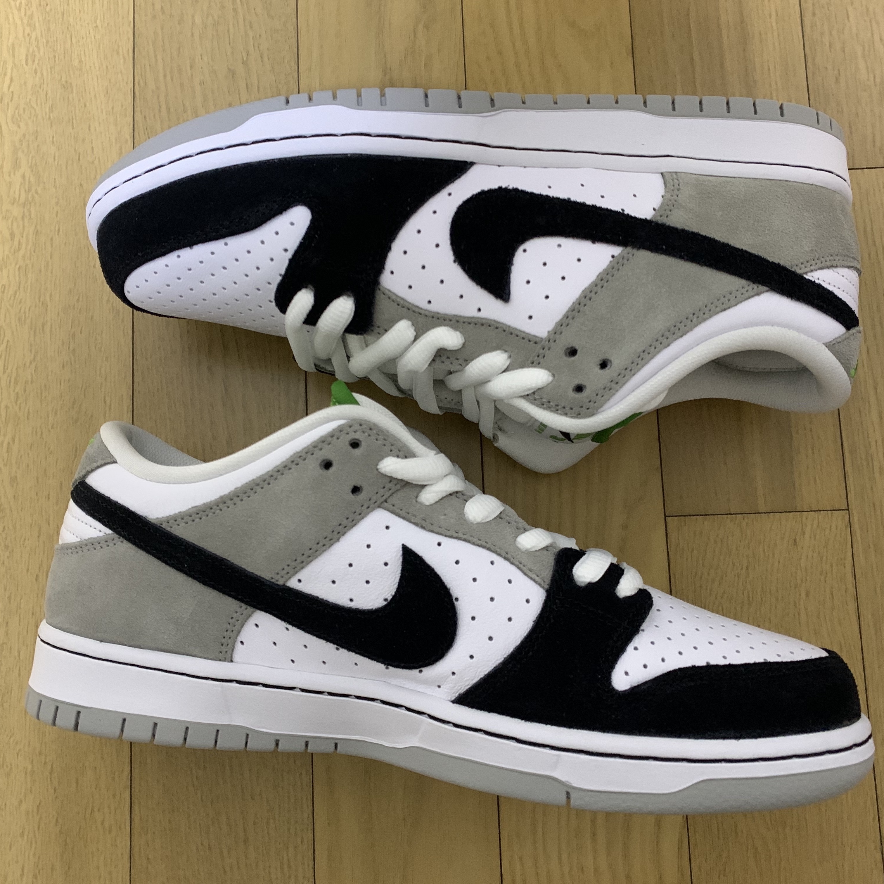 Nike SB Dunk Low Pro Chlorophyll 착용 스타일 - 1