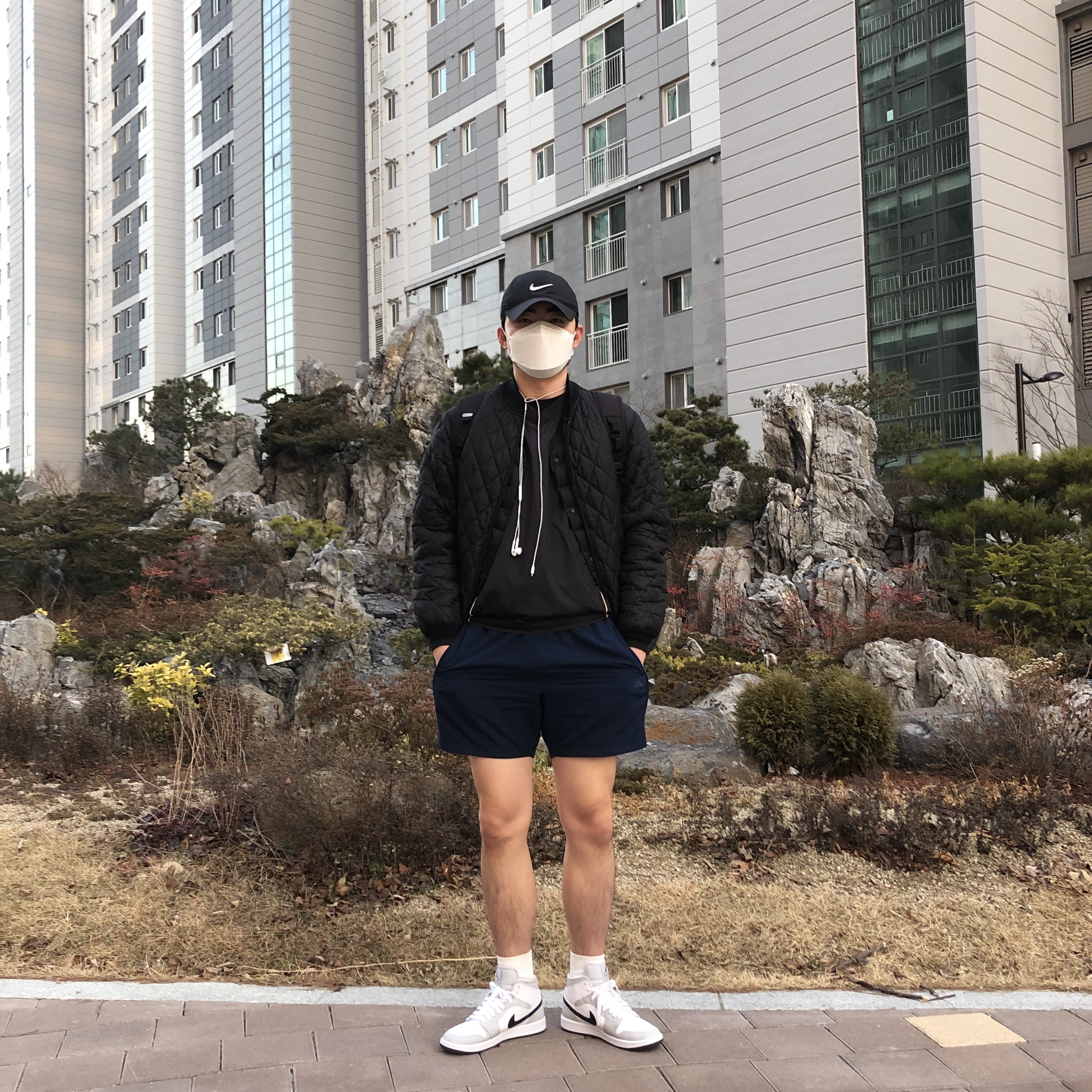 (W) Jordan 1 Mid Grey Fog 착용 스타일