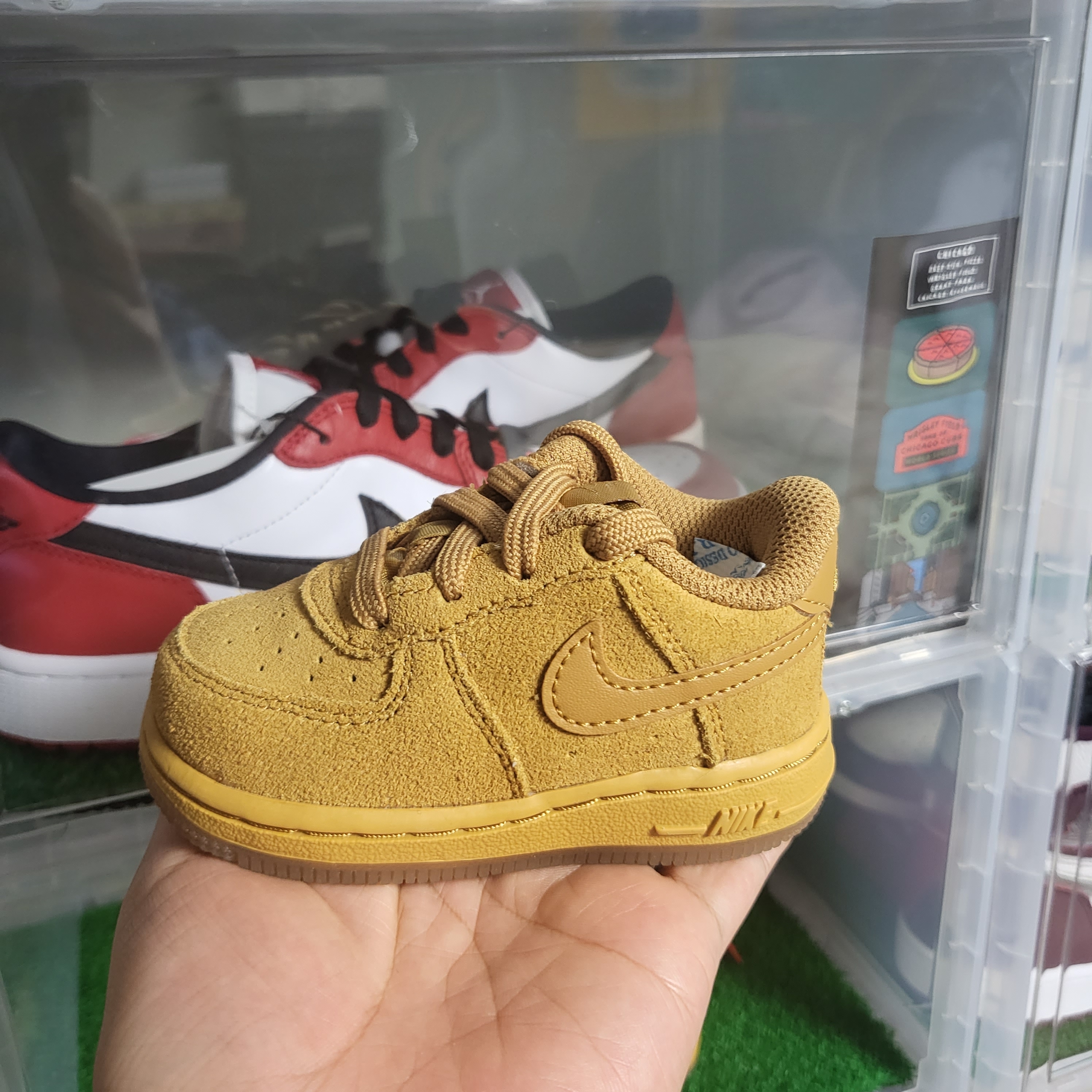 (TD) Nike Force 1 Low Wheat, Jordan 1 Low Golf Chicago 착용 스타일 - 1
