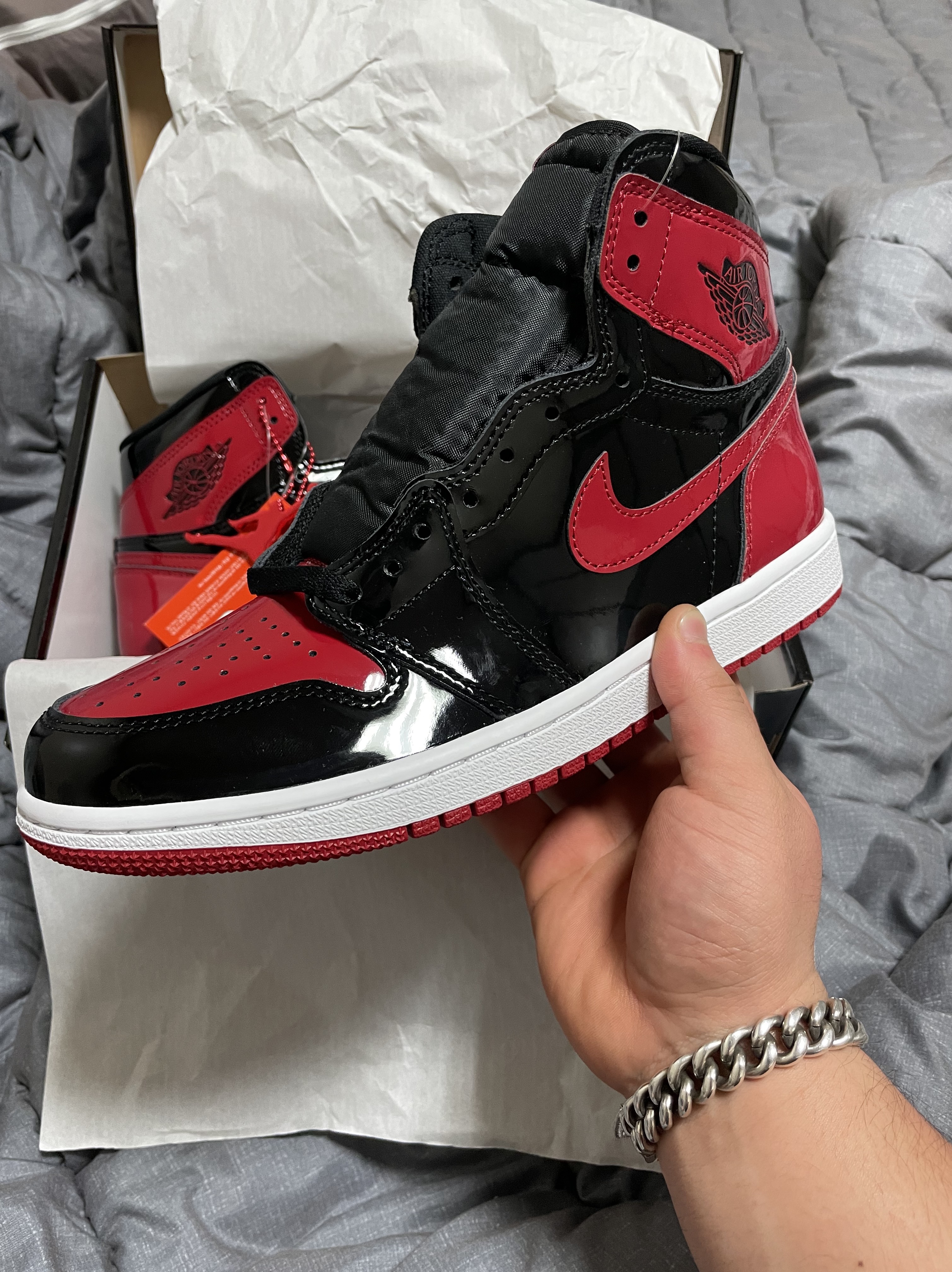 Jordan 1 Retro High OG Patent Bred 착용 스타일