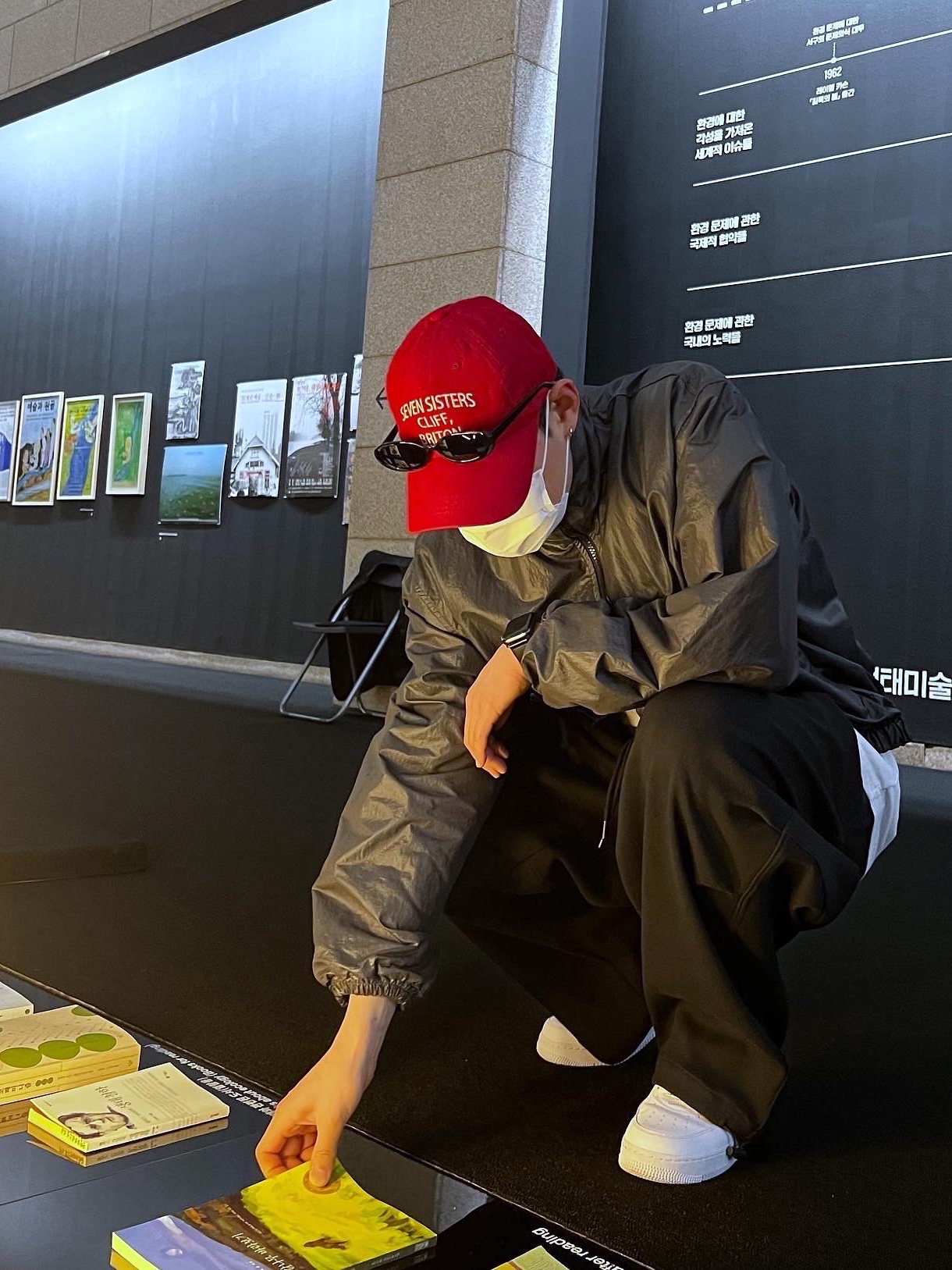 Nike x Supreme Air Force 1 Low White 착용 스타일 - 1