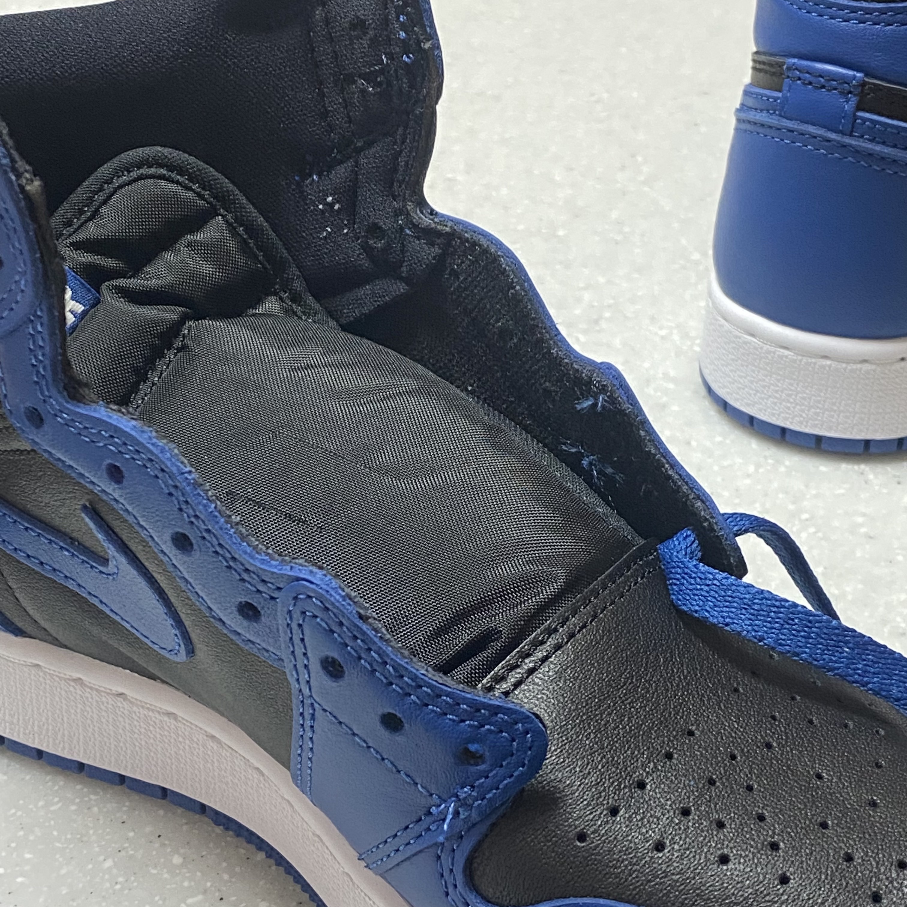 (GS) Jordan 1 Retro High OG Dark Marina Blue 착용 스타일 - 2