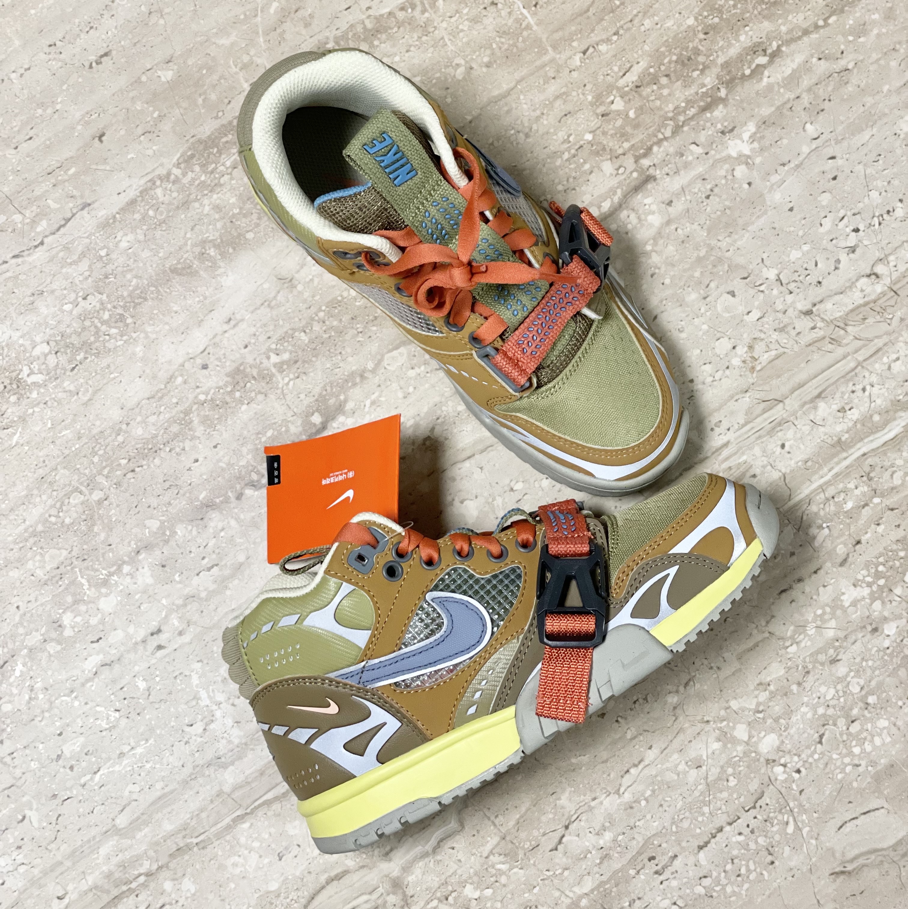 Nike Air Trainer 1 SP Coriander 착용 스타일