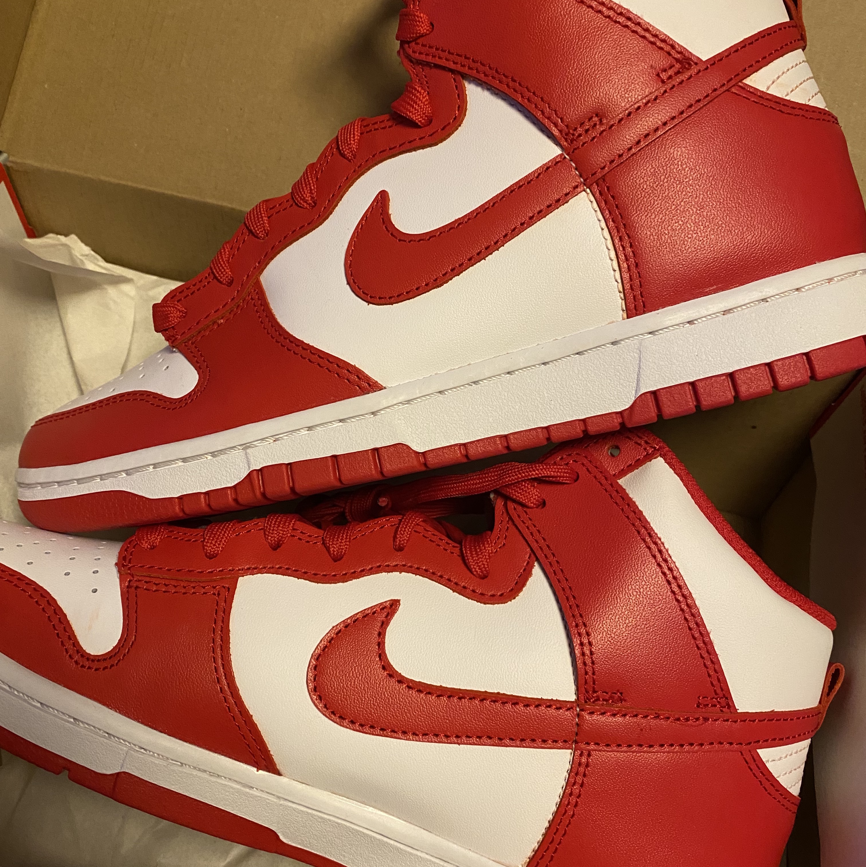 Nike Dunk High Retro Championship White and Red 착용 스타일 - 3