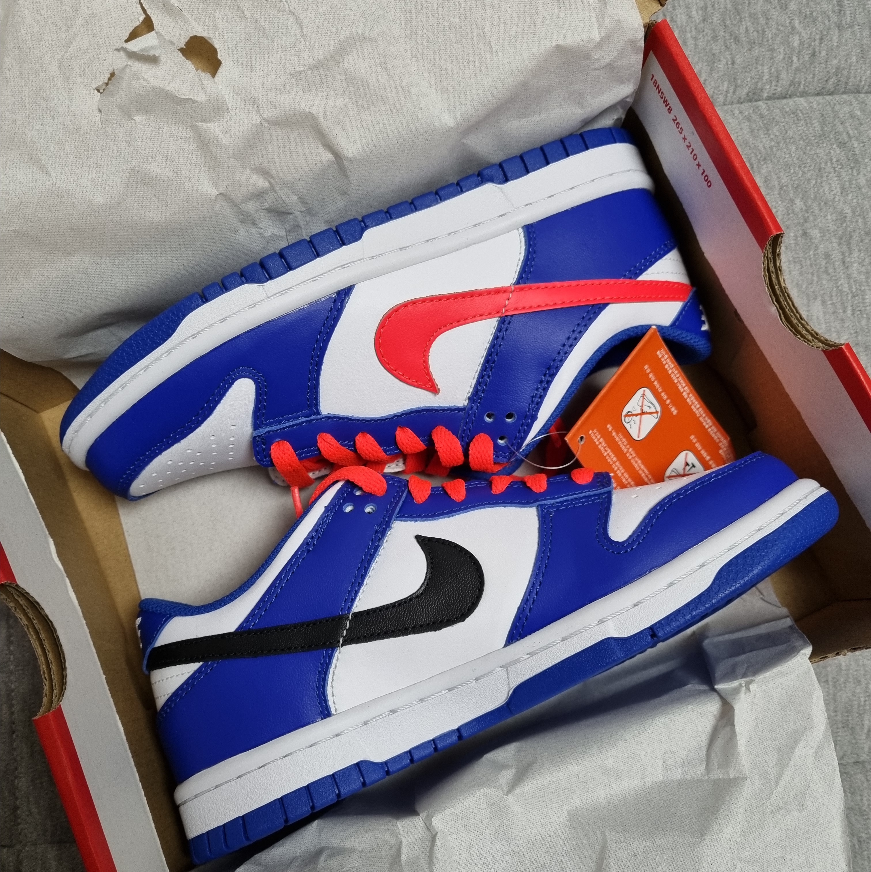 (GS) Nike Dunk Low Bright Crimson Game Royal 착용 스타일 - 4