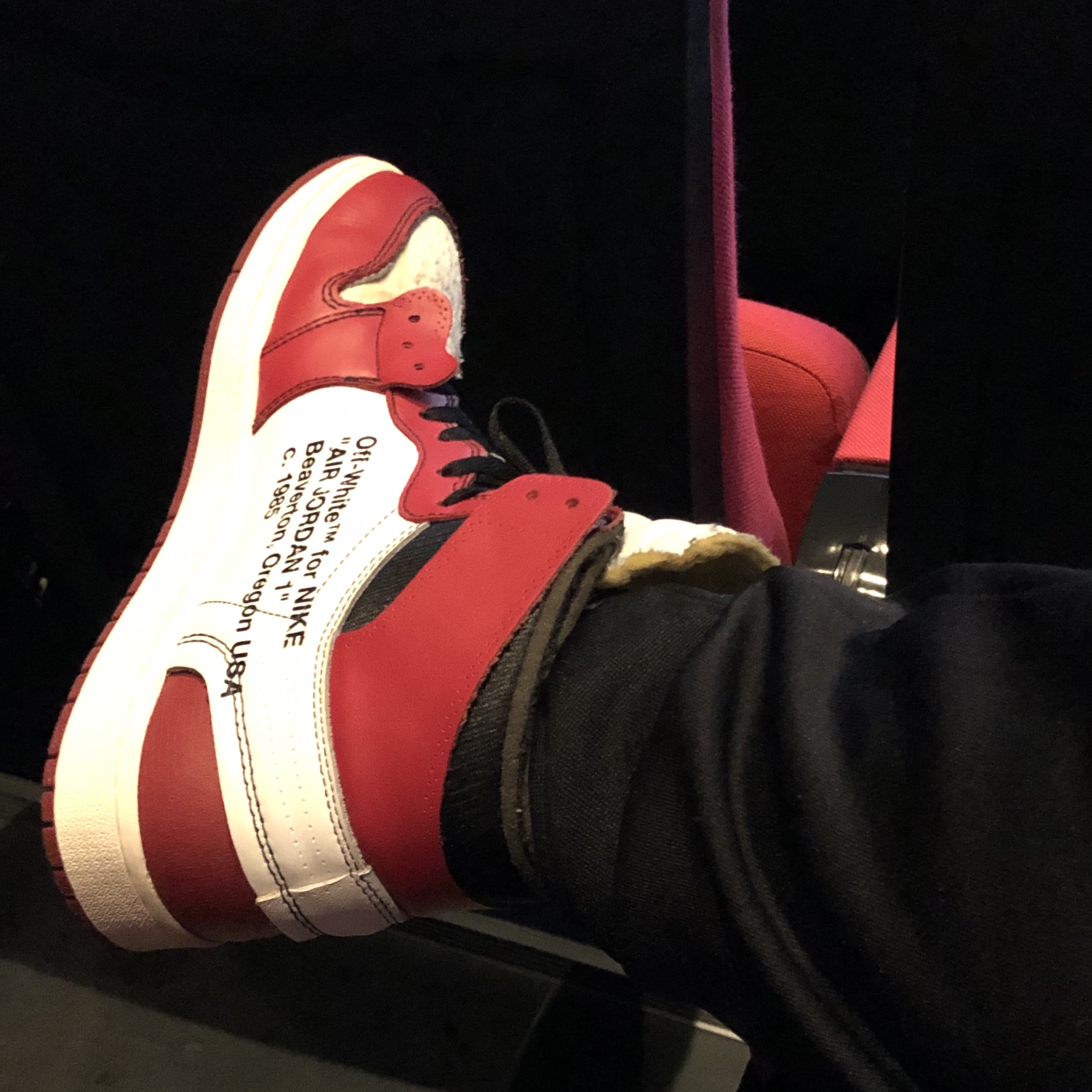 Jordan 1 x Off-White Retro High Chicago The Ten 착용 스타일