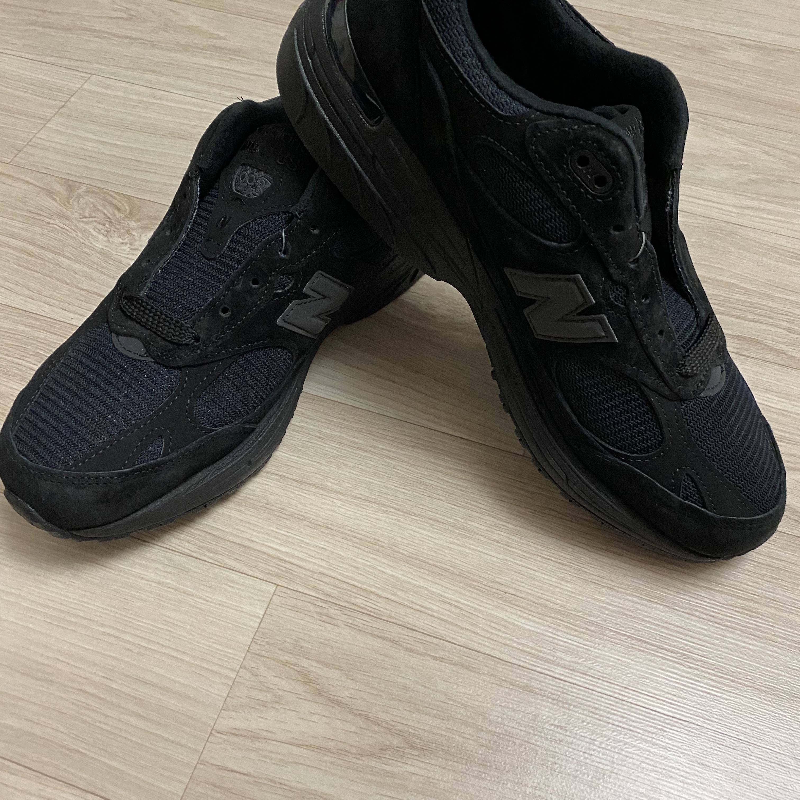 New Balance 993 Made in USA Triple Black - D Standard 착용 스타일 - 1