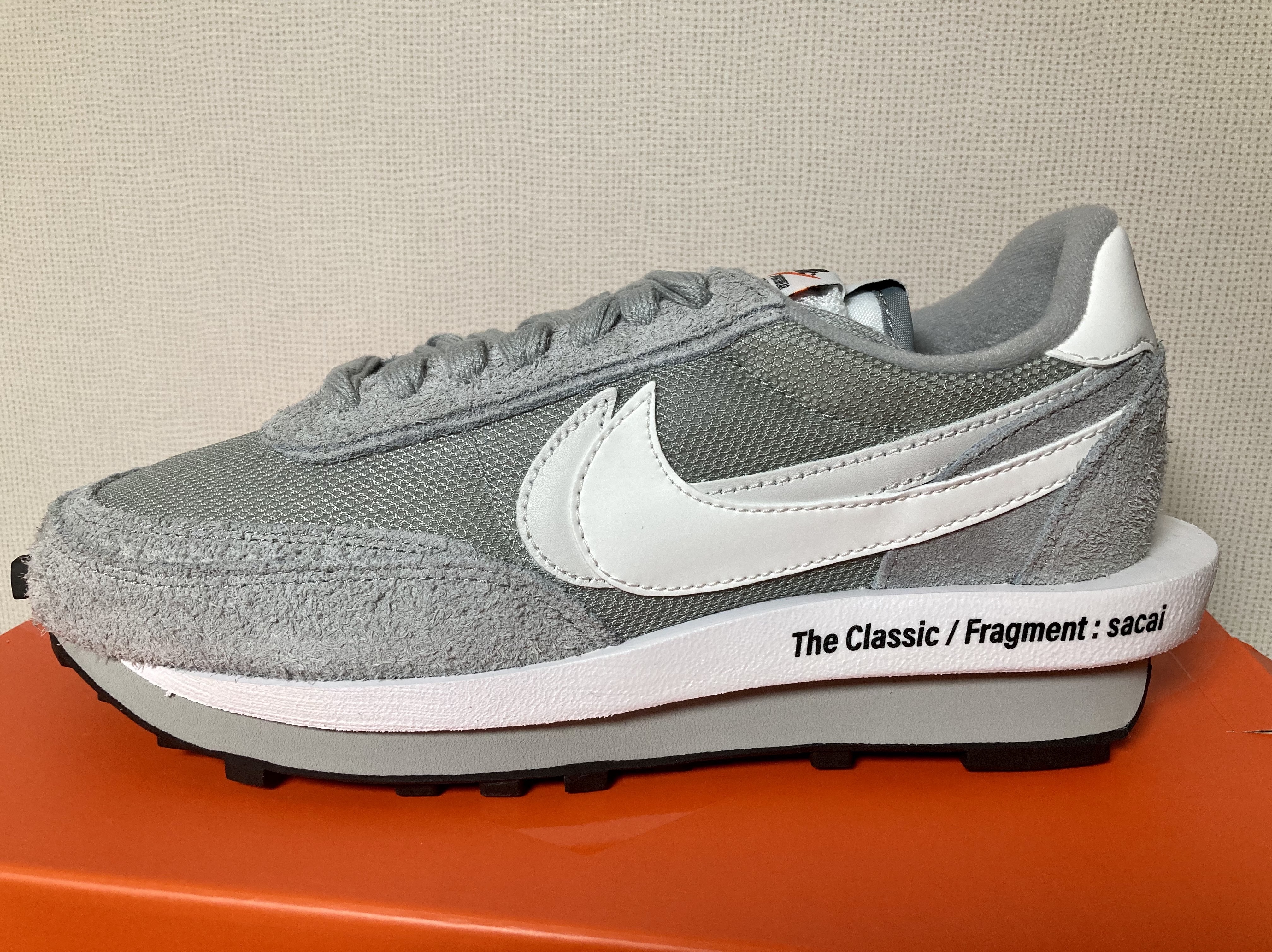 Nike x Sacai x Fragment LDWaffle Light Smoke Grey 착용 스타일 - 1