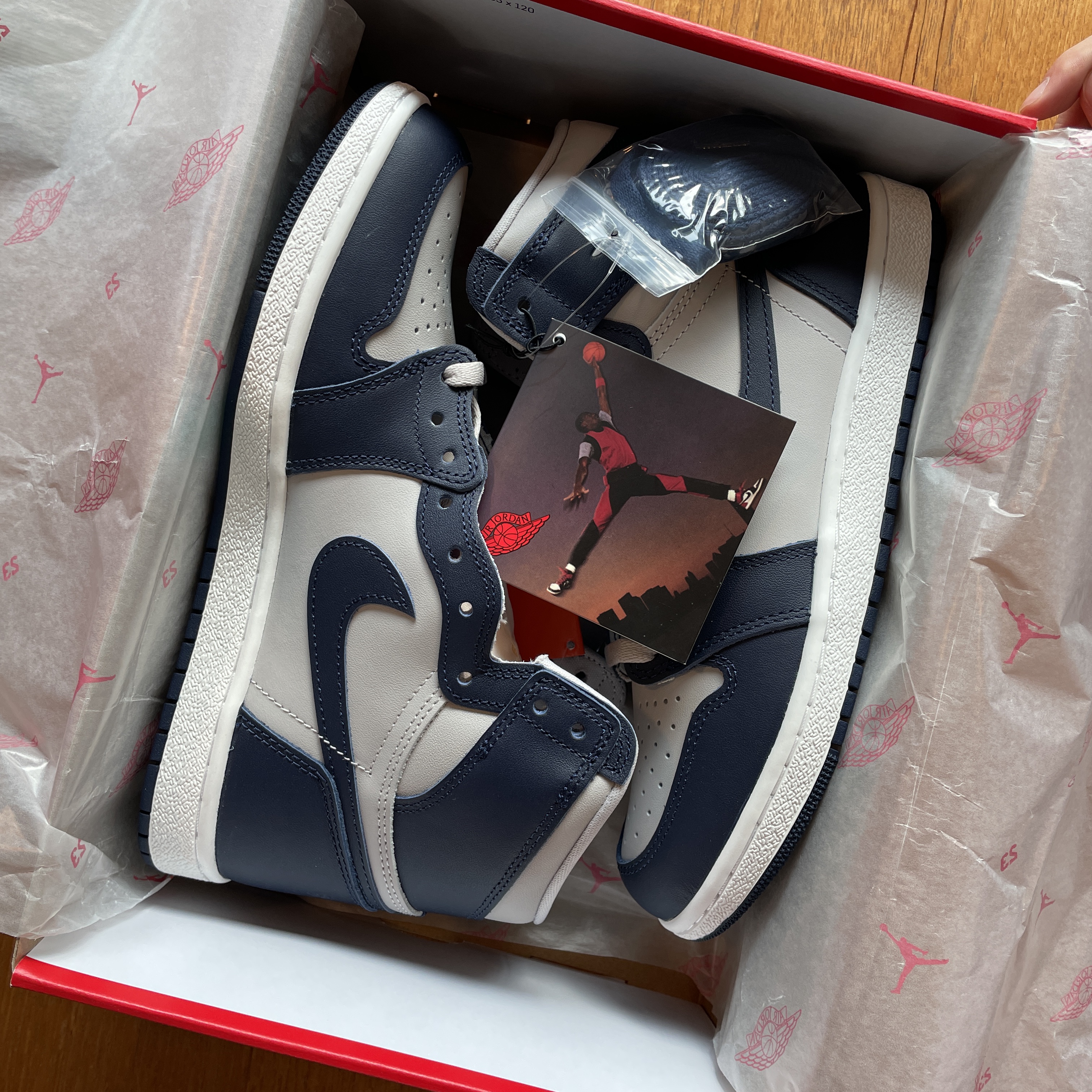 Jordan 1 High 85 College Navy 착용 스타일 - 1