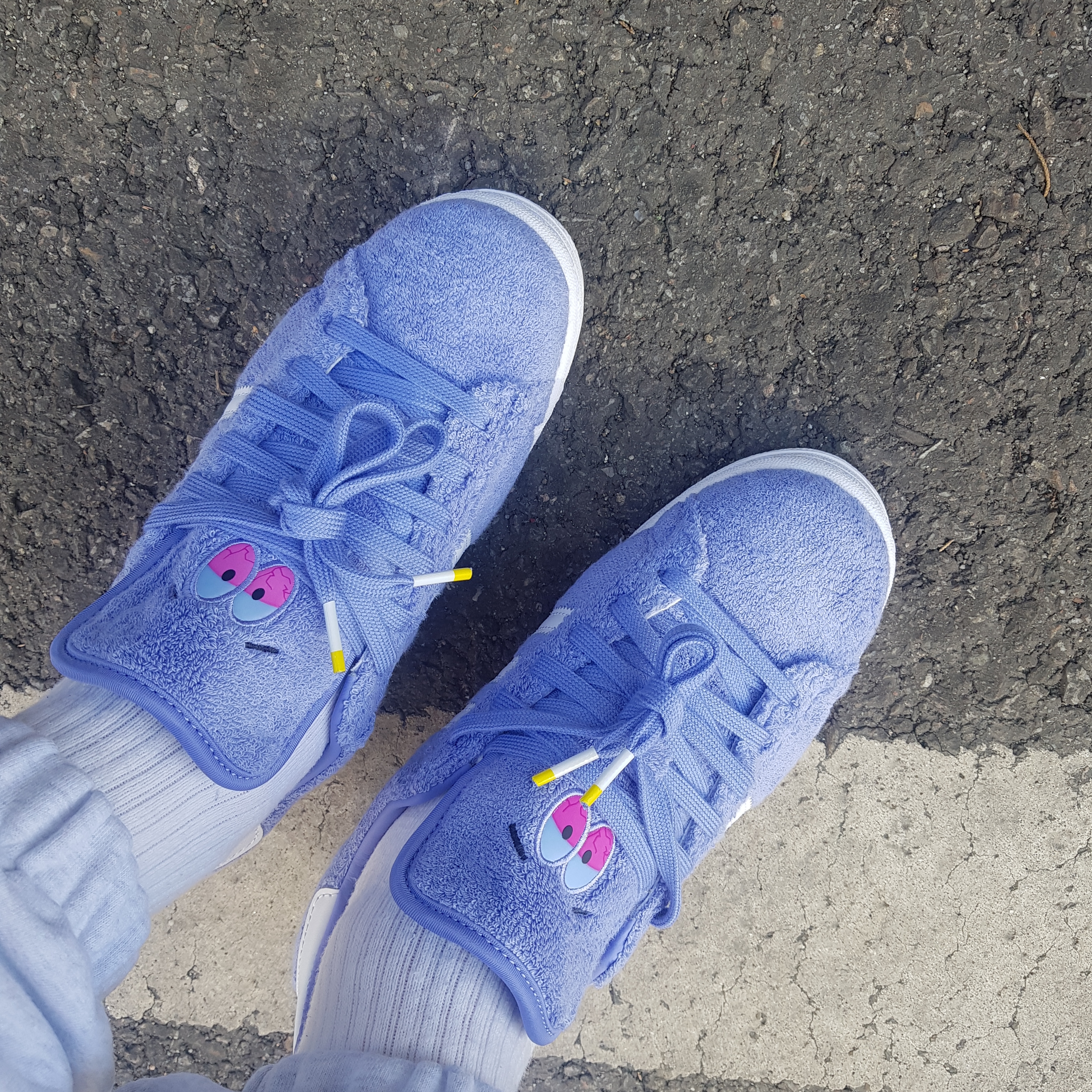 Adidas x South Park Campus 80s Towelie 착용 스타일