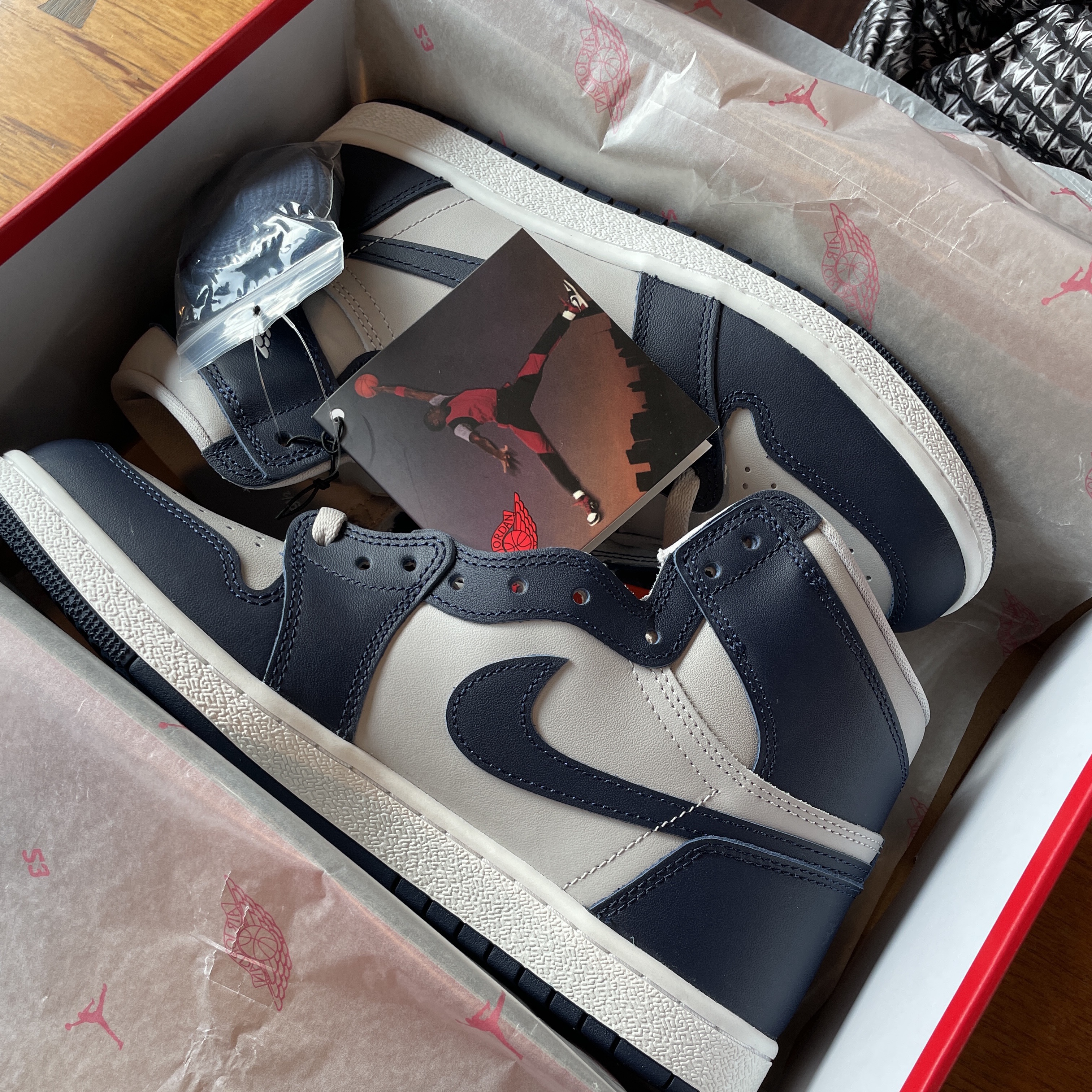 Jordan 1 High 85 College Navy 착용 스타일 - 2