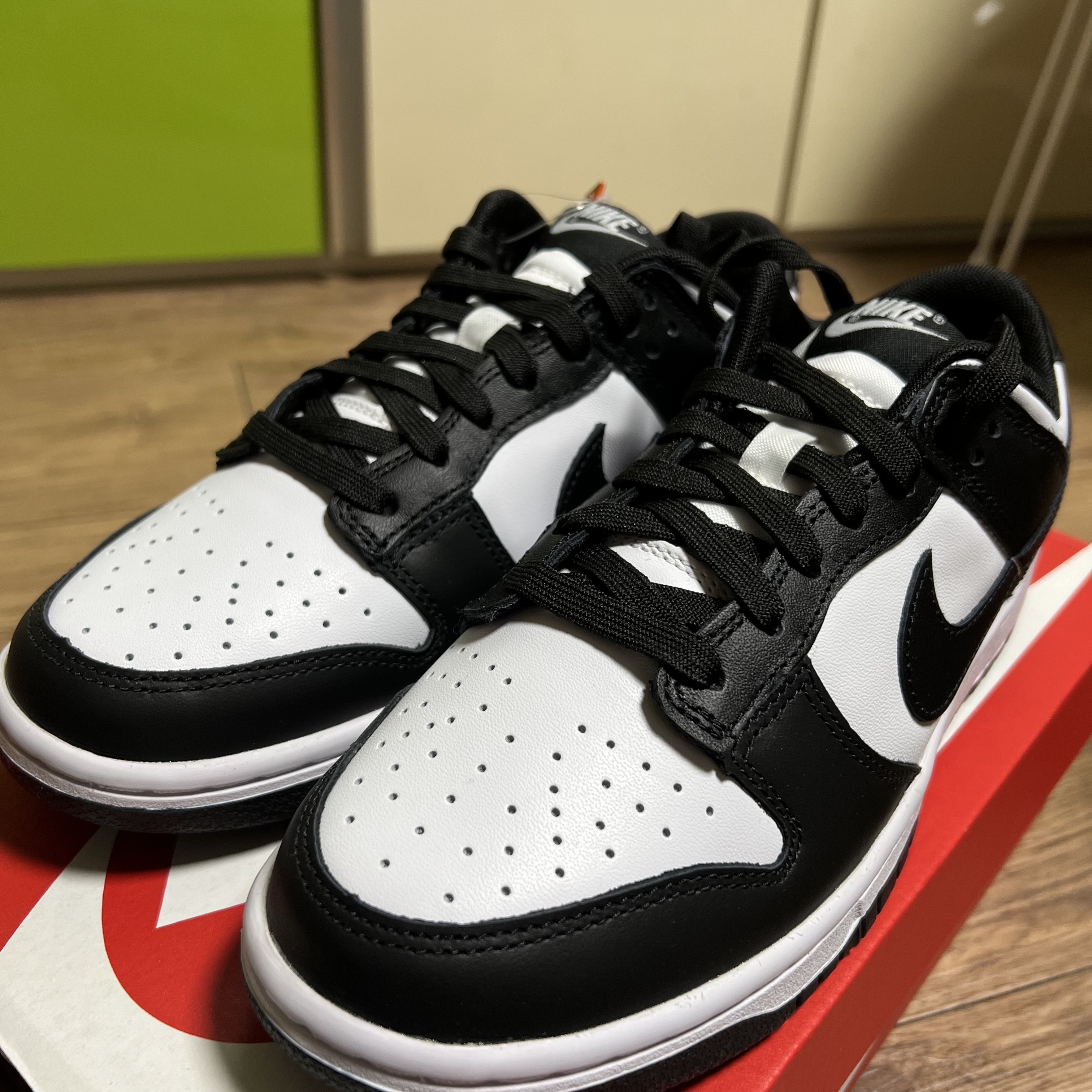 Nike Dunk Low Retro Black 착용 스타일 - 3