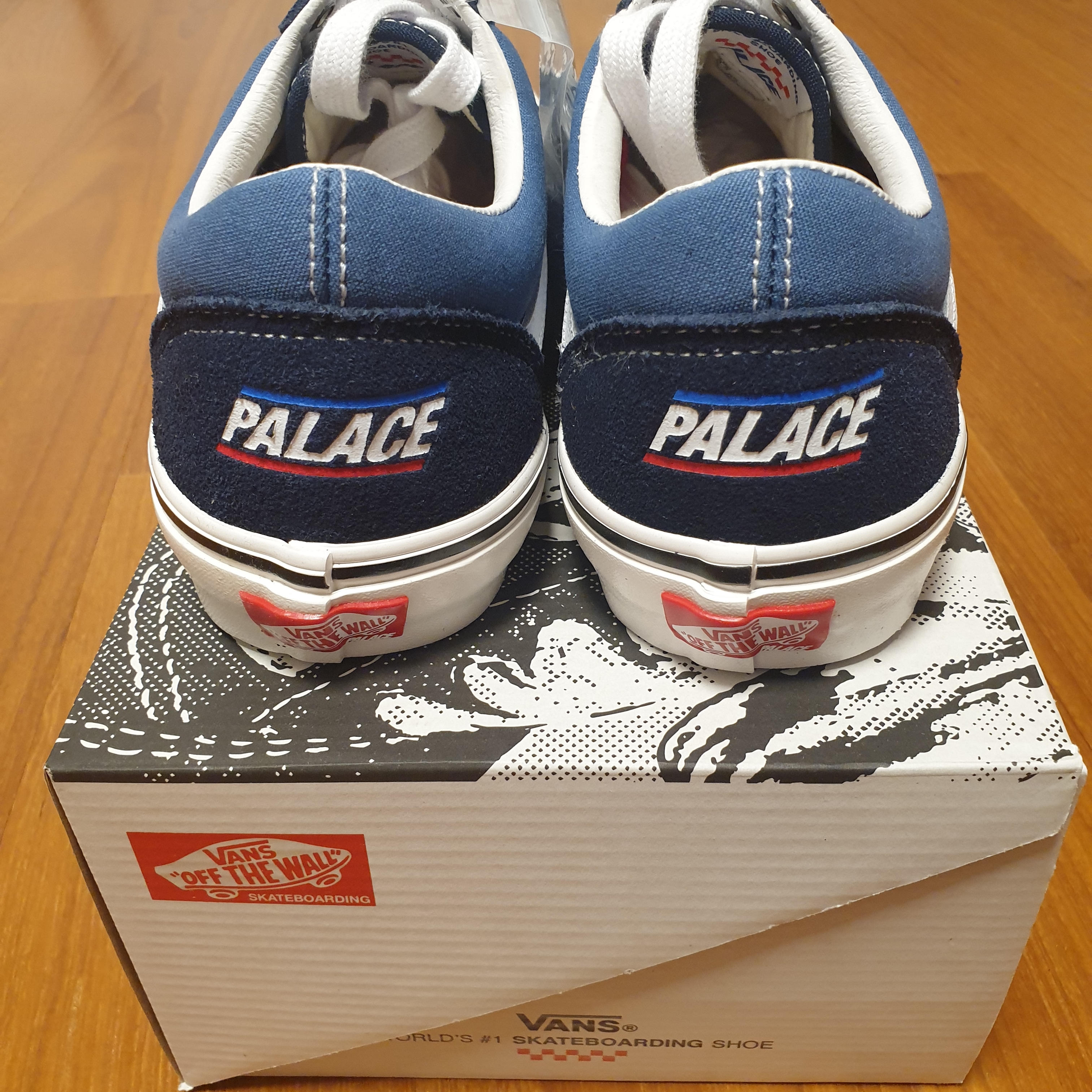 Vans x Palace Skate Old Skool Navy White 착용 스타일 - 3