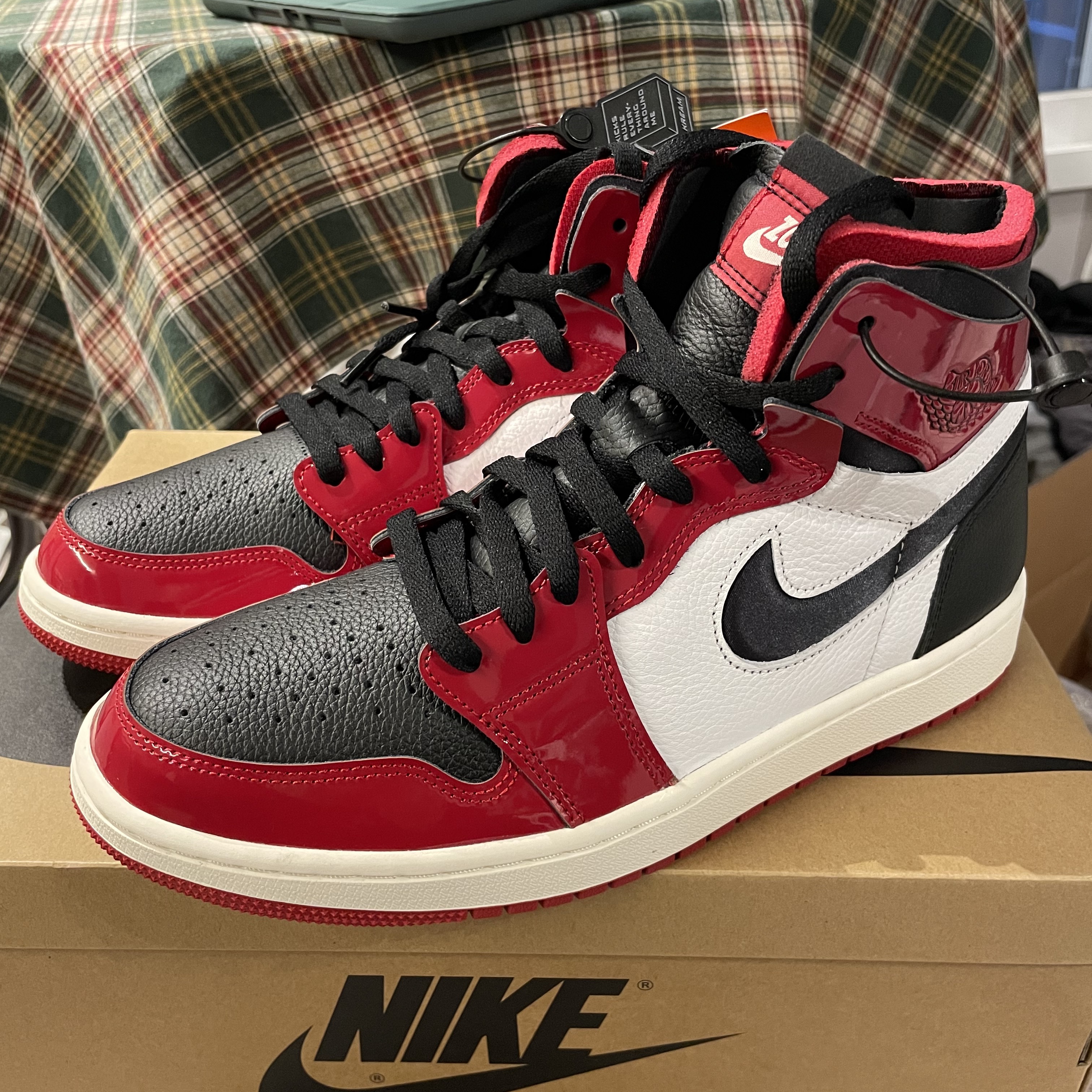 (W) Jordan 1 Zoom Air CMFT Gym Red Black 착용 스타일