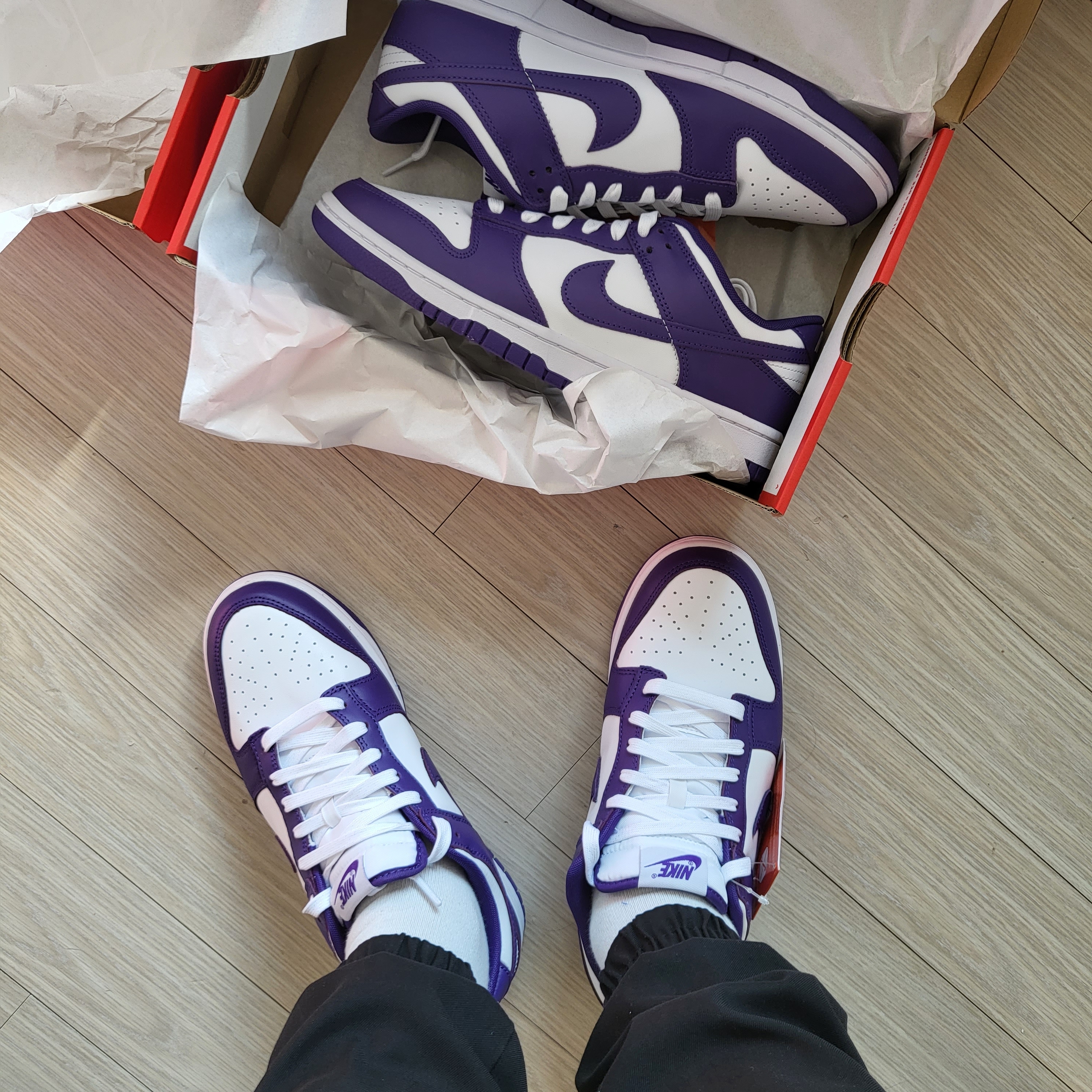 Nike Dunk Low Retro Championship Court Purple 착용 스타일