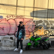 KREAM 프로필 이미지