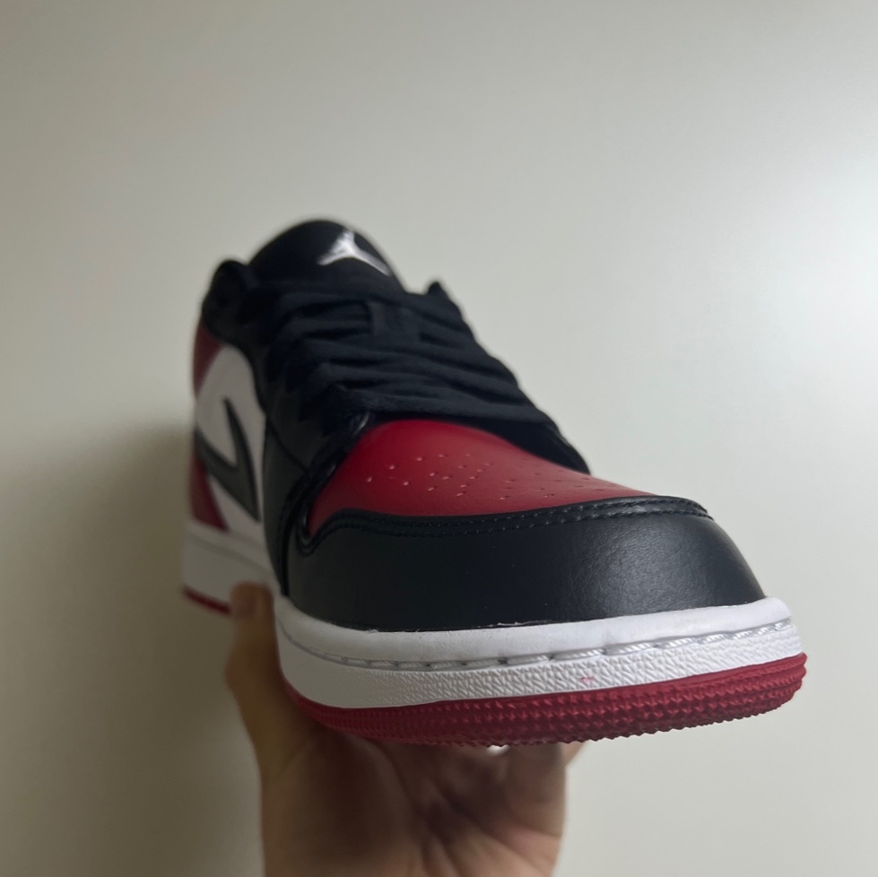 Jordan 1 Low Bred Toe 착용 스타일 - 3